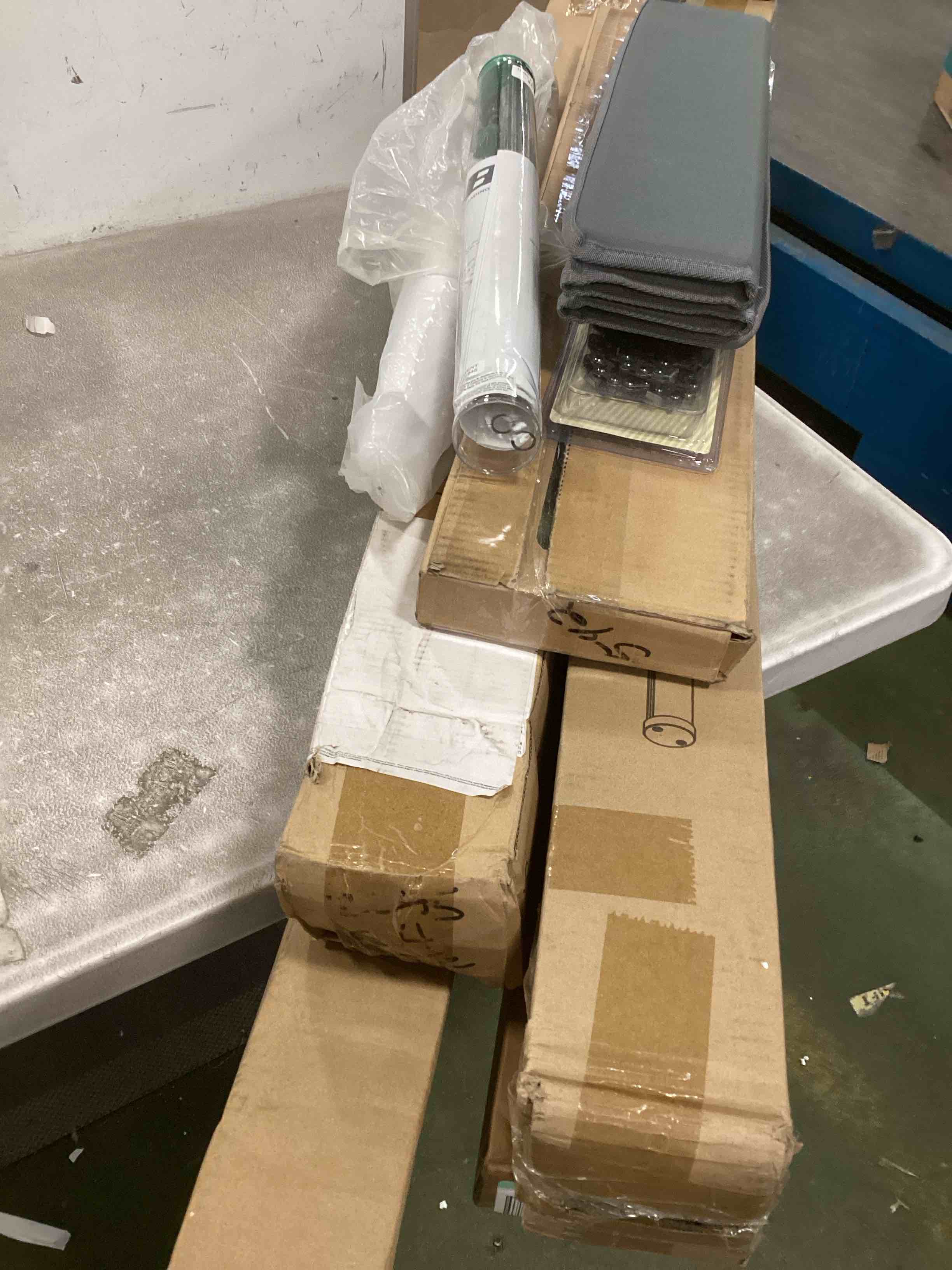 Various assorted items for home maintenance and car accessories