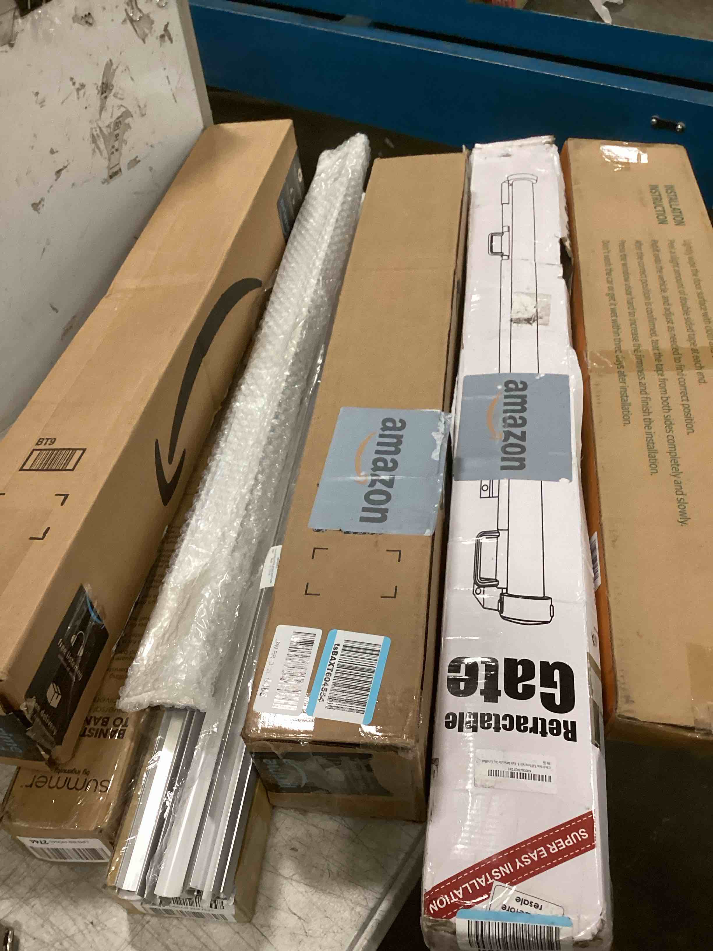 Various assorted items for home maintenance and car accessories