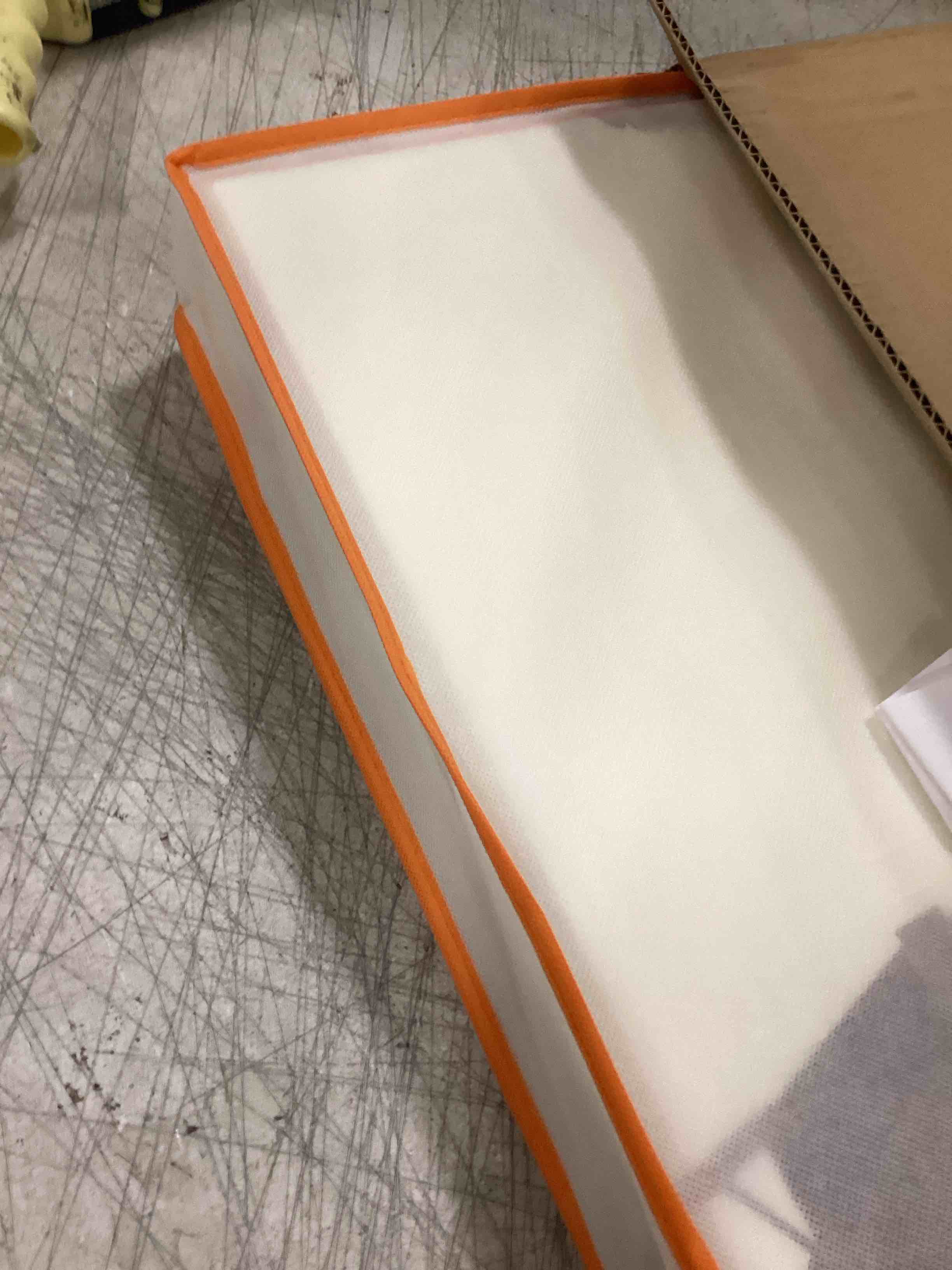 https://s3.amazonaws.com/lotting-images-prod/bidfta/YEL5733131_1710516174019.jpeg
