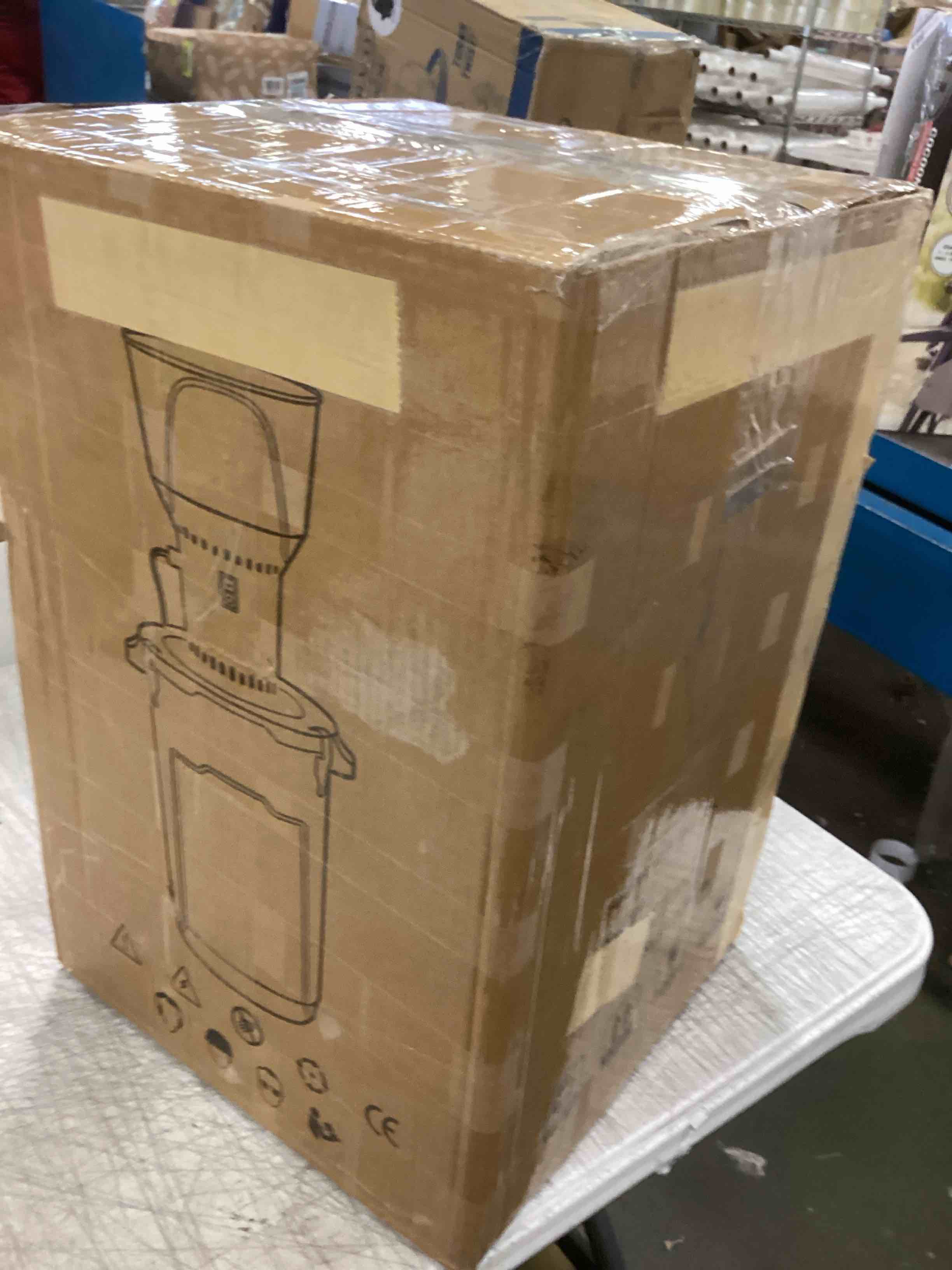 https://s3.amazonaws.com/lotting-images-prod/bidfta/YEL5733172_1710523388366.jpeg