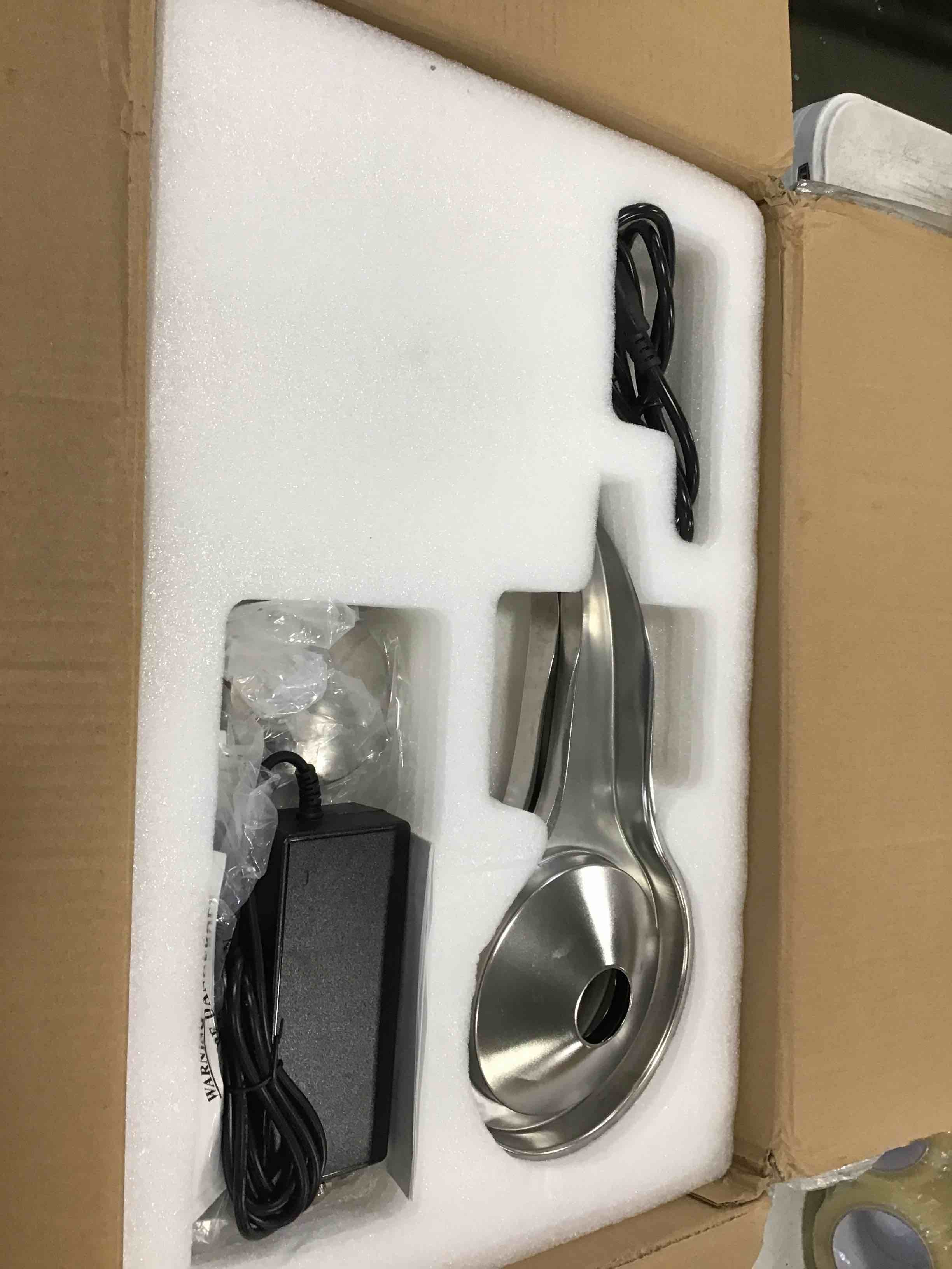 https://s3.amazonaws.com/lotting-images-prod/bidfta/YEL5733887_1710260589708.jpeg