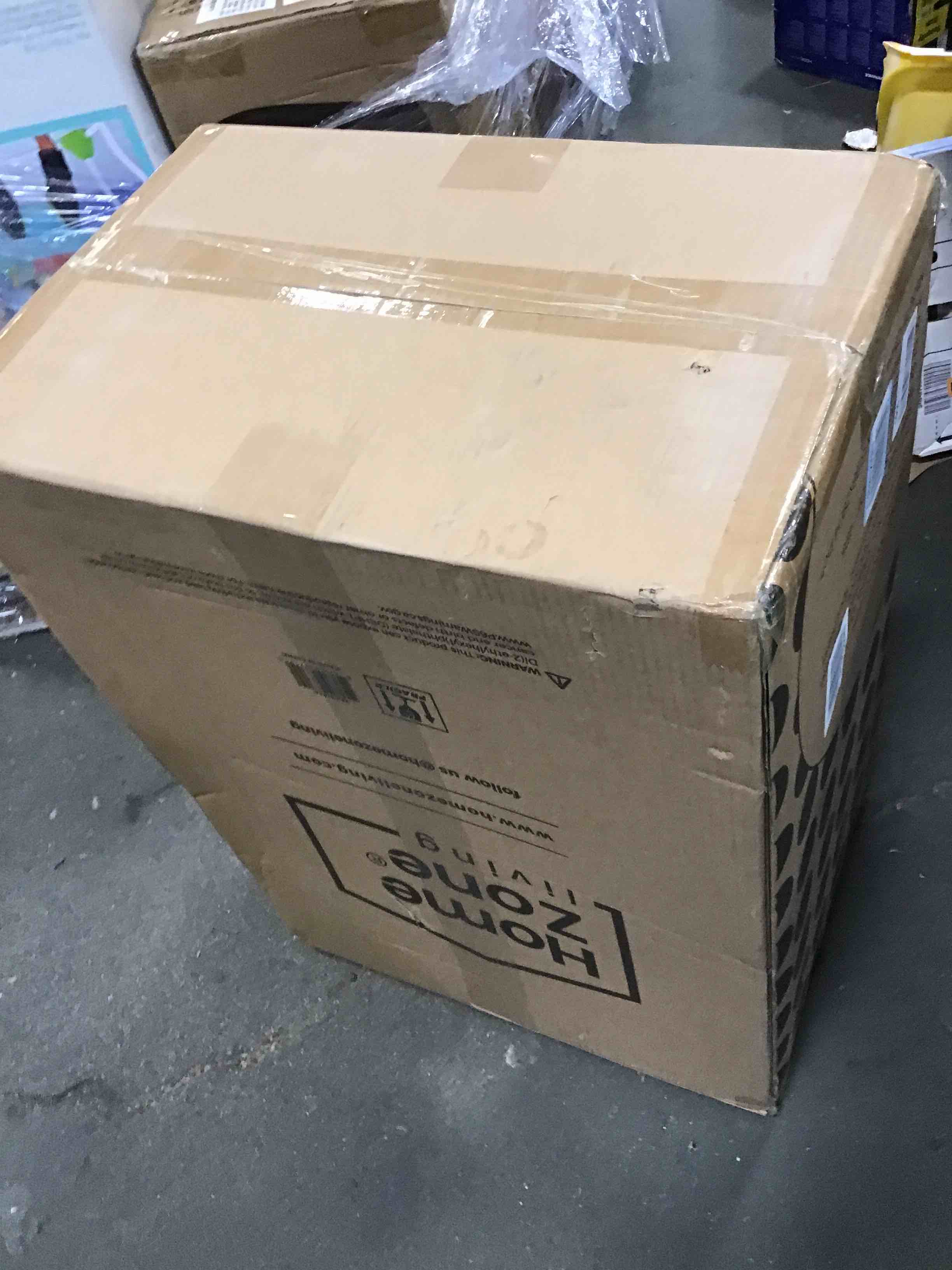 https://s3.amazonaws.com/lotting-images-prod/bidfta/YEL5734320_1710350028783.jpeg