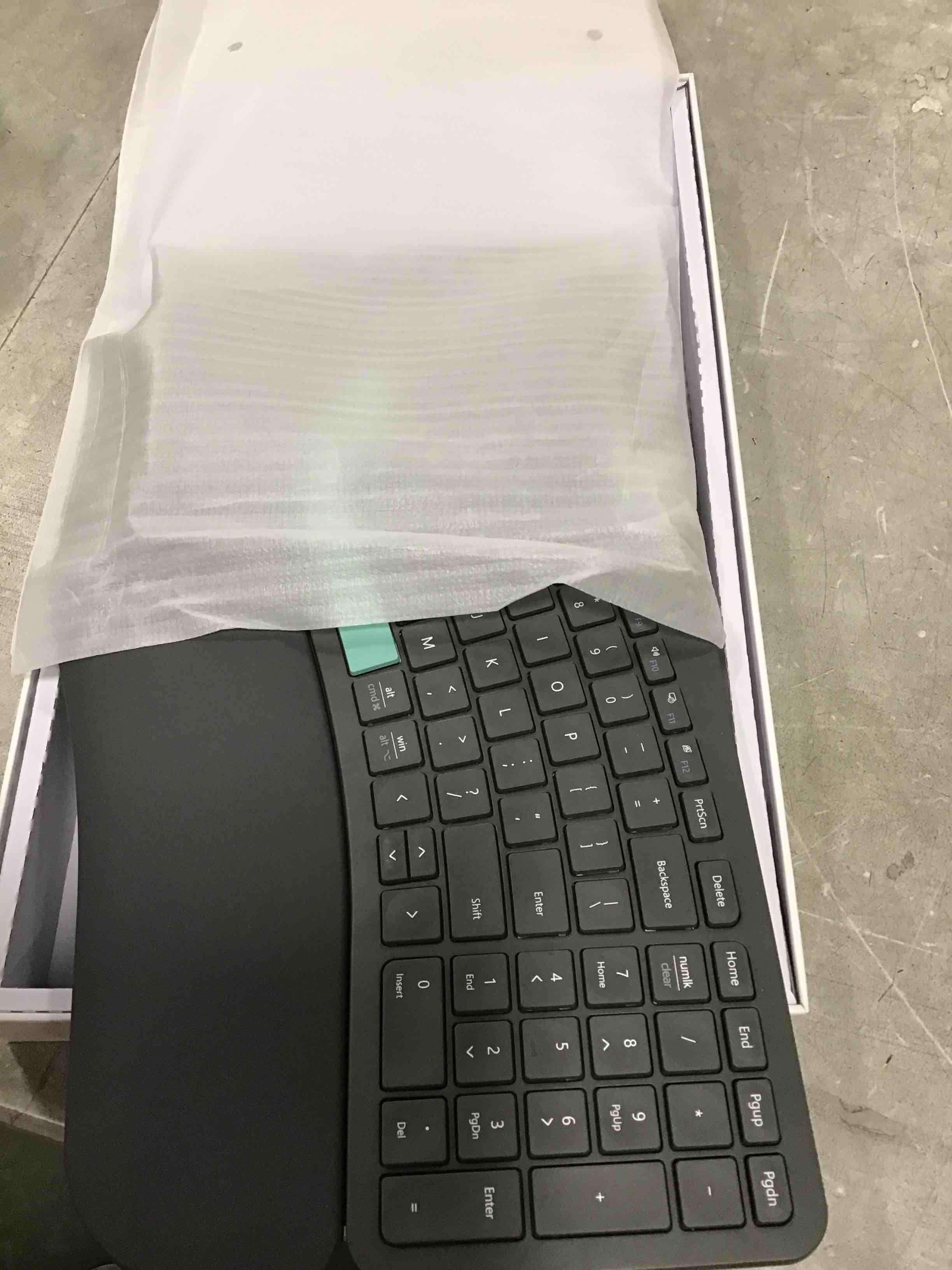 https://s3.amazonaws.com/lotting-images-prod/bidfta/YEL5736391_1710414568374.jpeg