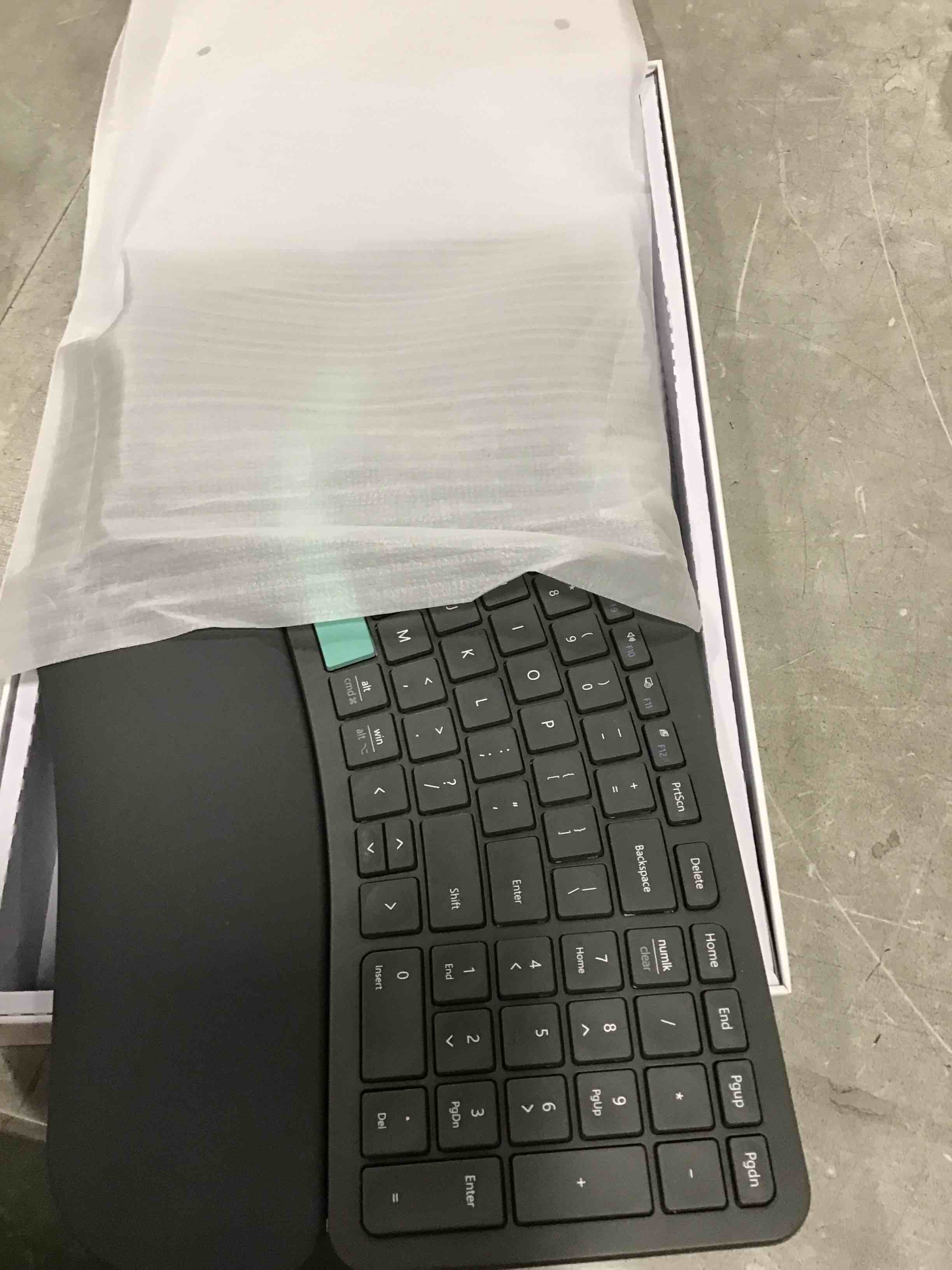 https://s3.amazonaws.com/lotting-images-prod/bidfta/YEL5736391_1710414569451.jpeg