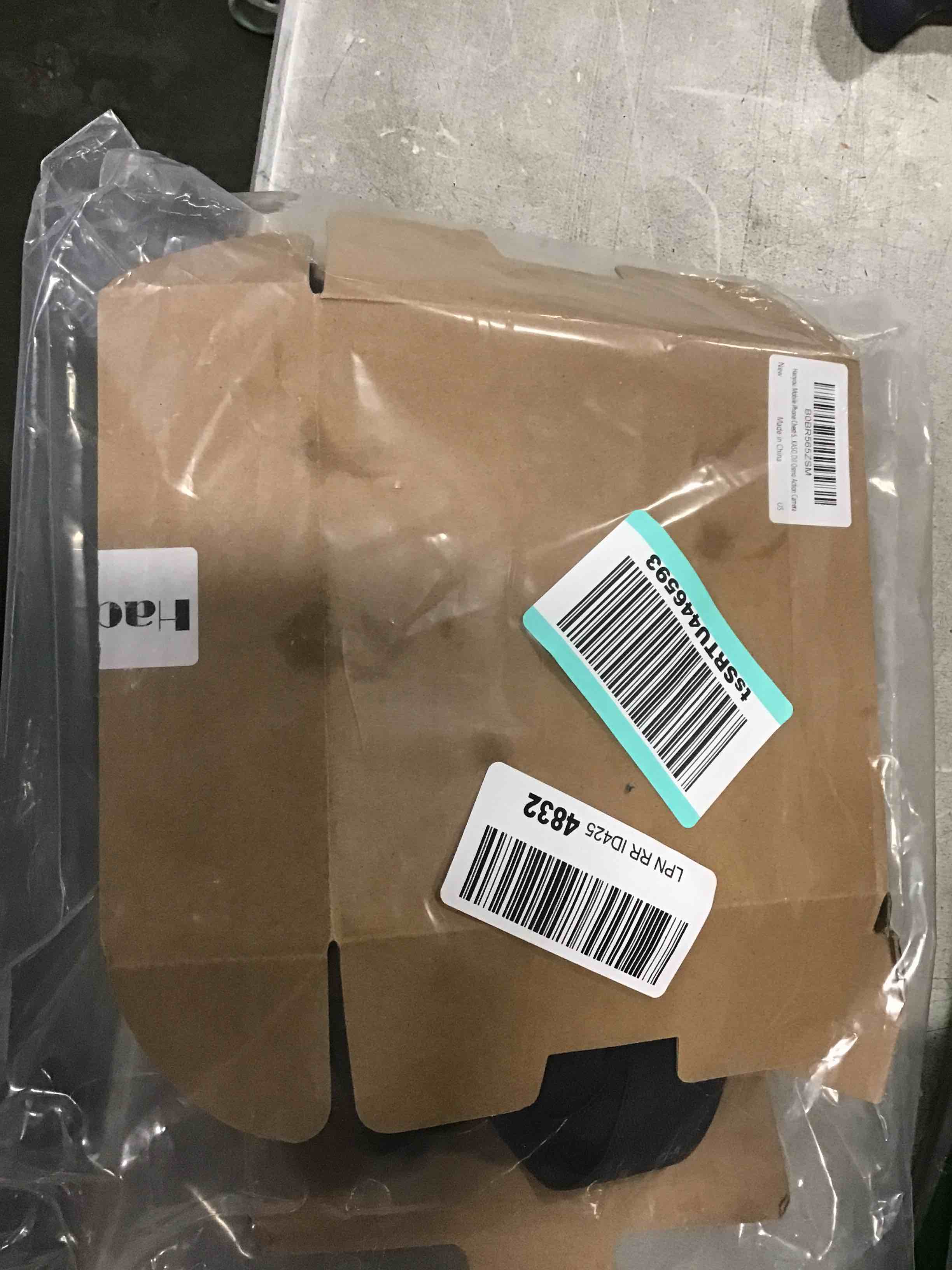 https://s3.amazonaws.com/lotting-images-prod/bidfta/YEL5736422_1710417108055.jpeg