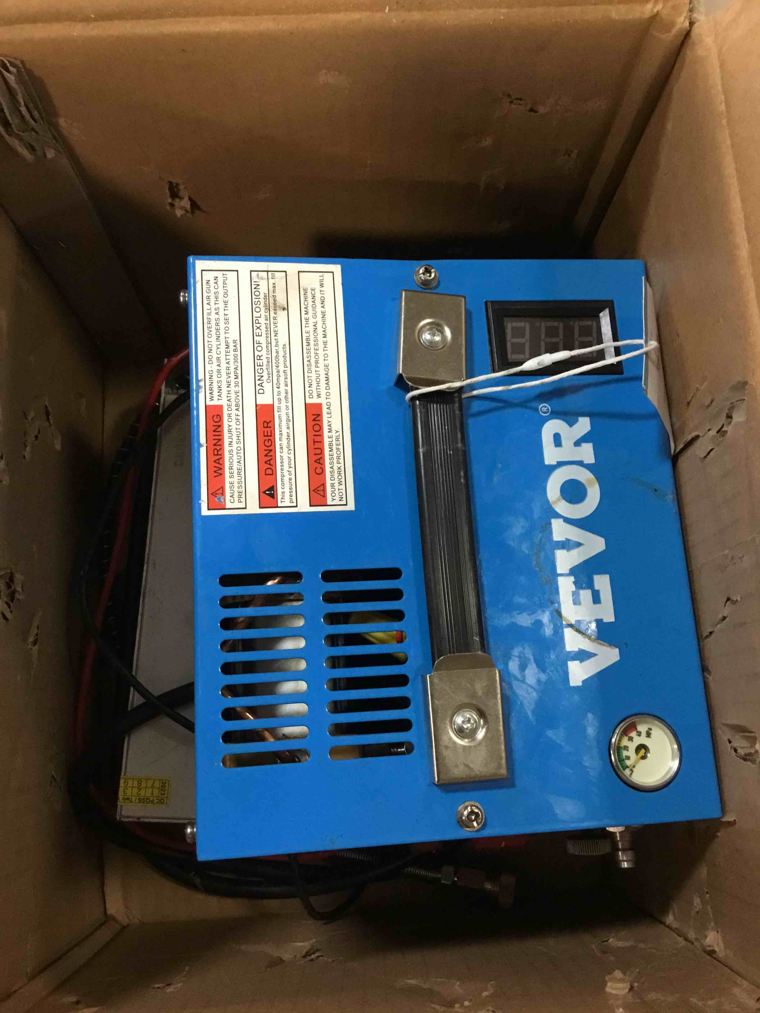 https://s3.amazonaws.com/lotting-images-prod/bidfta/YEL5737824_1712165775178.jpeg