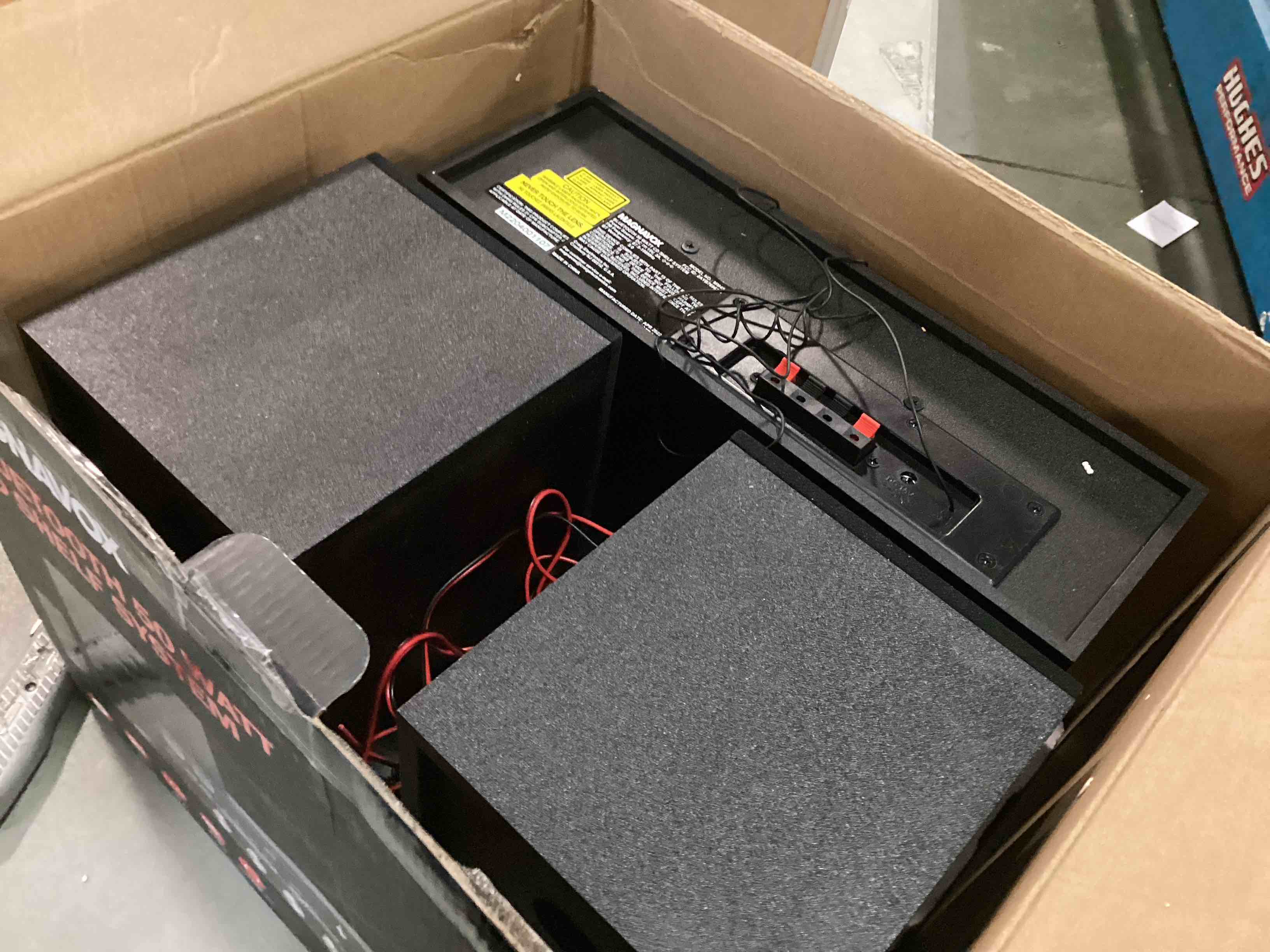https://s3.amazonaws.com/lotting-images-prod/bidfta/YEL5738256_1709818966816.jpeg