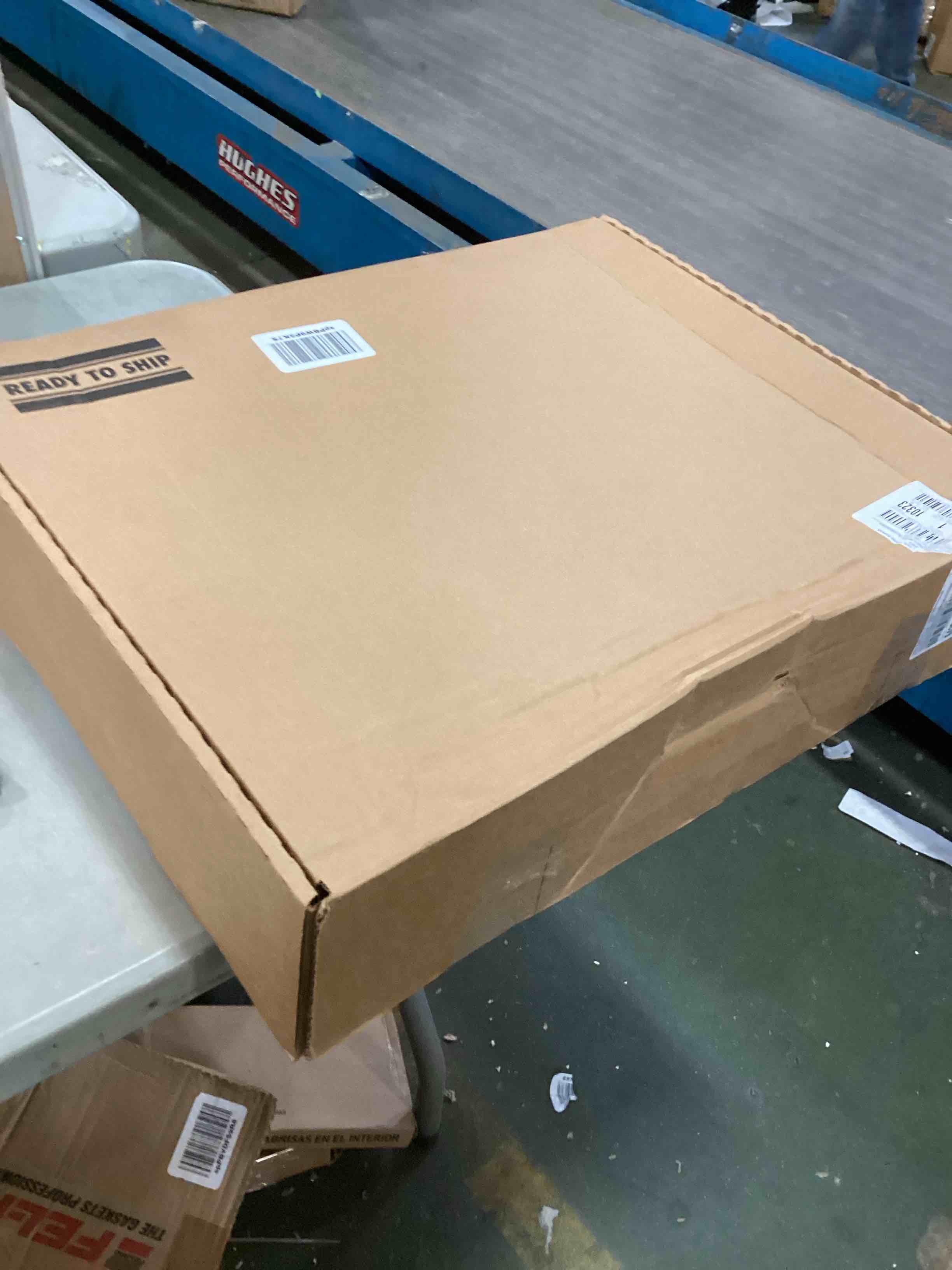 https://s3.amazonaws.com/lotting-images-prod/bidfta/YEL5738411_1709832435266.jpeg