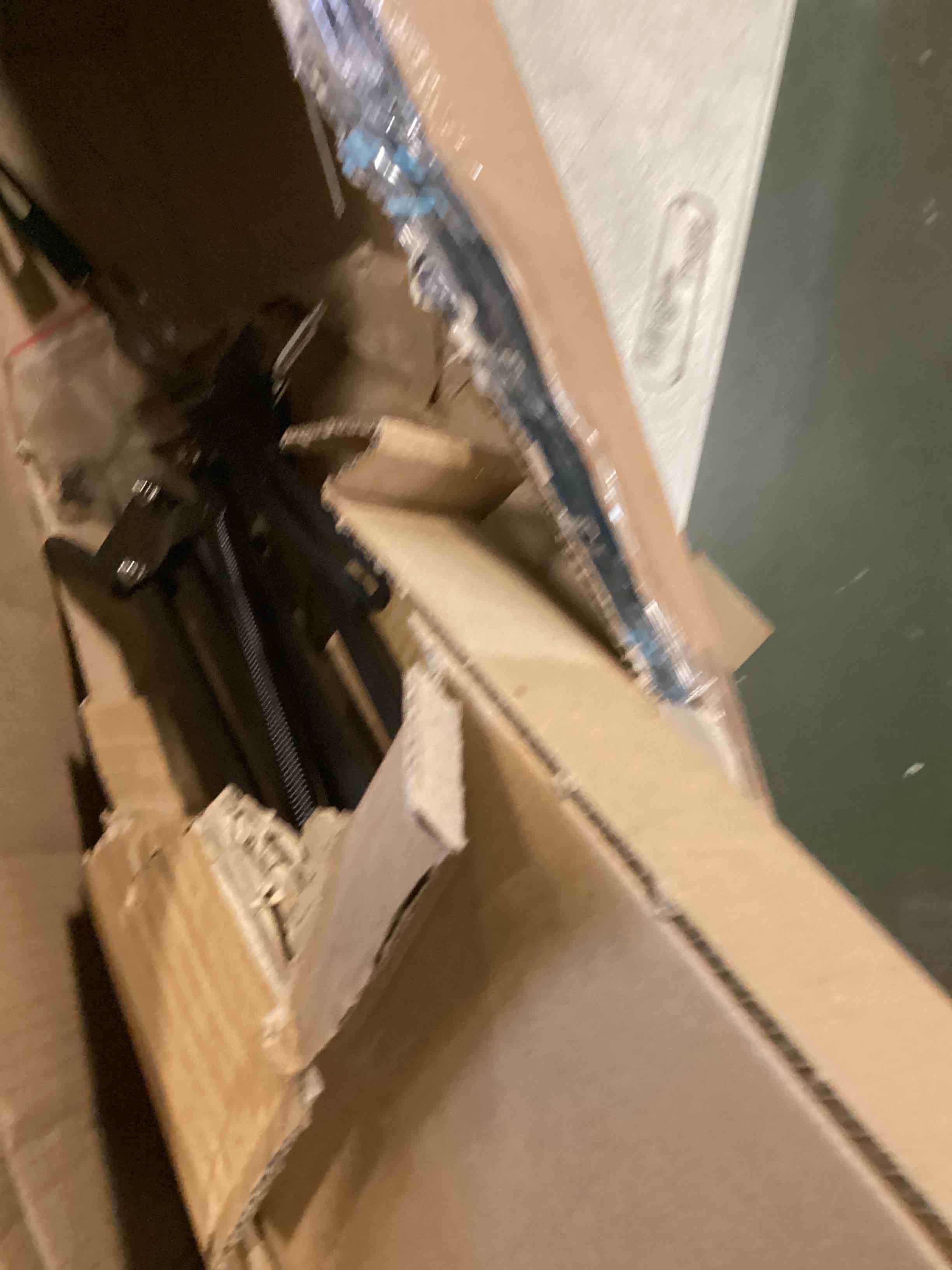 https://s3.amazonaws.com/lotting-images-prod/bidfta/YEL5739082_1710182558024.jpeg