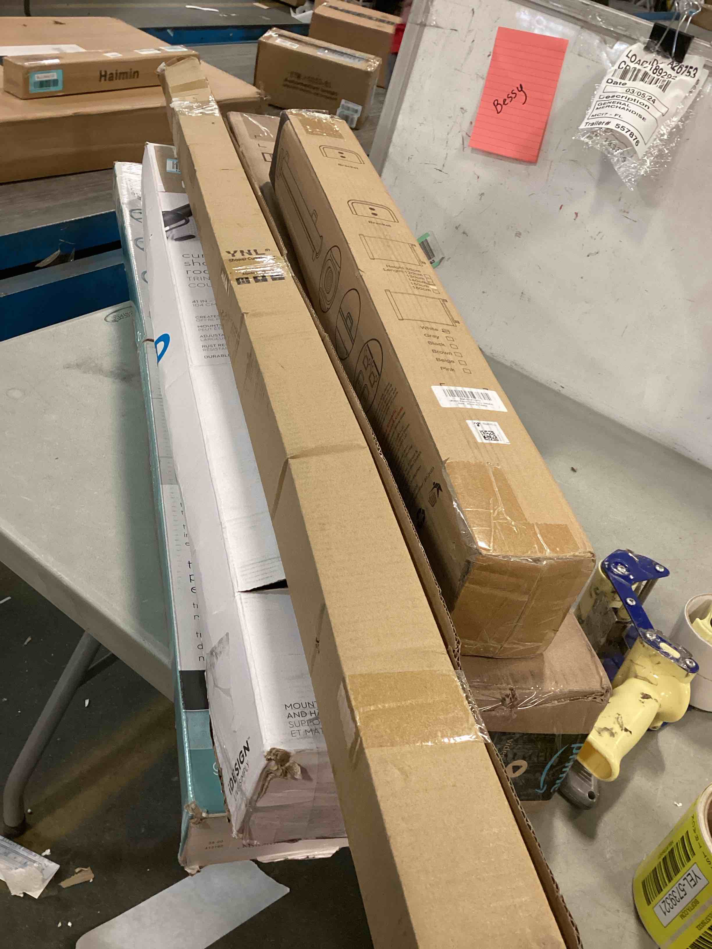 https://s3.amazonaws.com/lotting-images-prod/bidfta/YEL5739317_1710345075112.jpeg