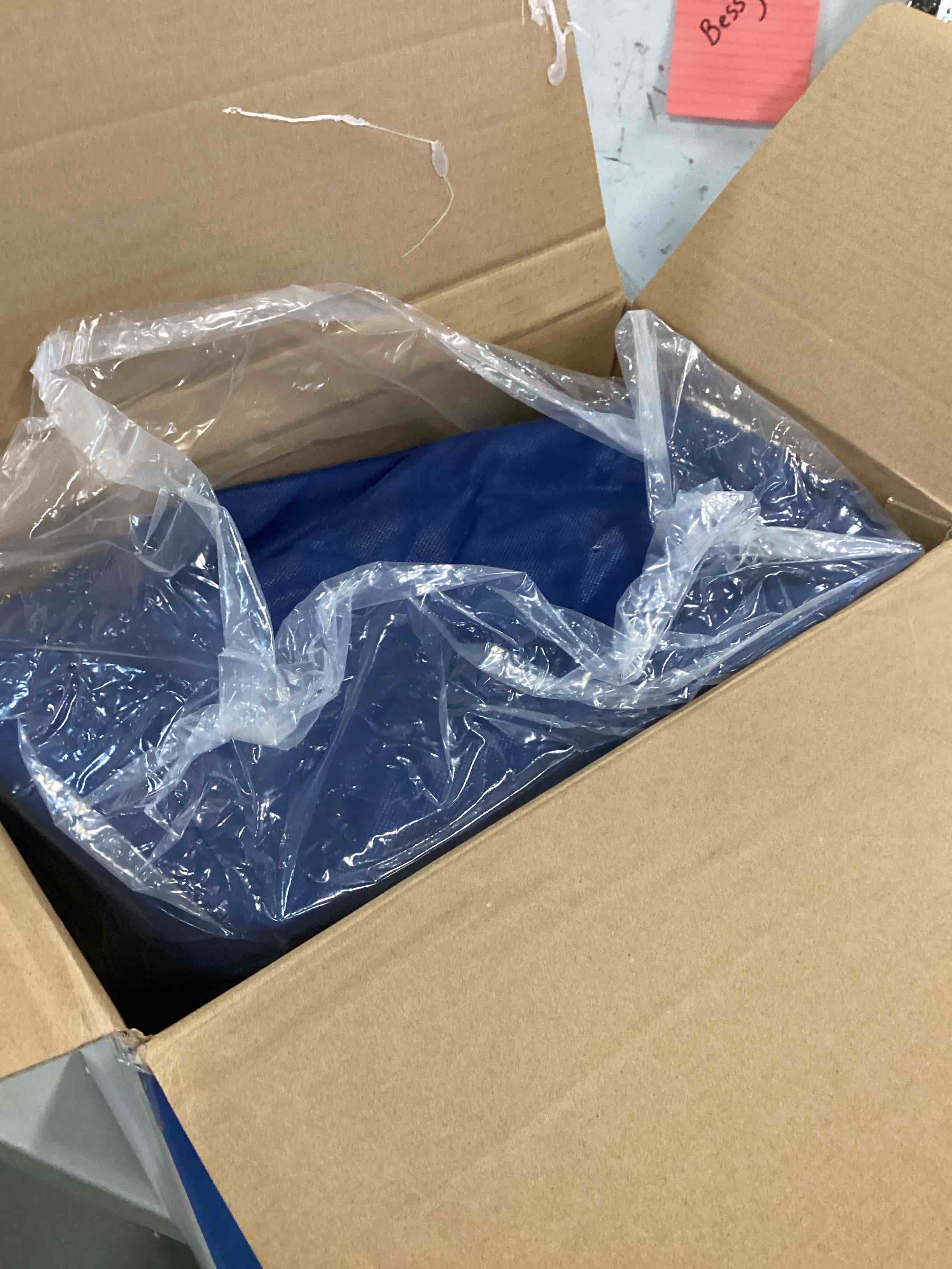 https://s3.amazonaws.com/lotting-images-prod/bidfta/YEL5739353_1710350209321.jpeg