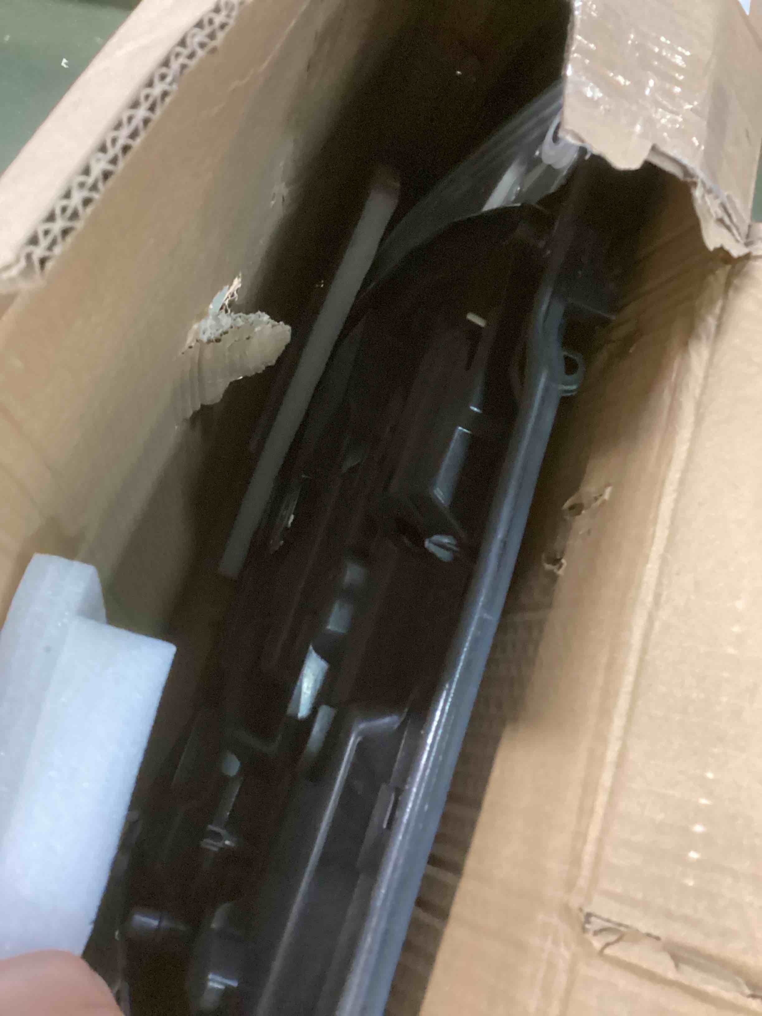 https://s3.amazonaws.com/lotting-images-prod/bidfta/YEL5740261_1710274004287.jpeg