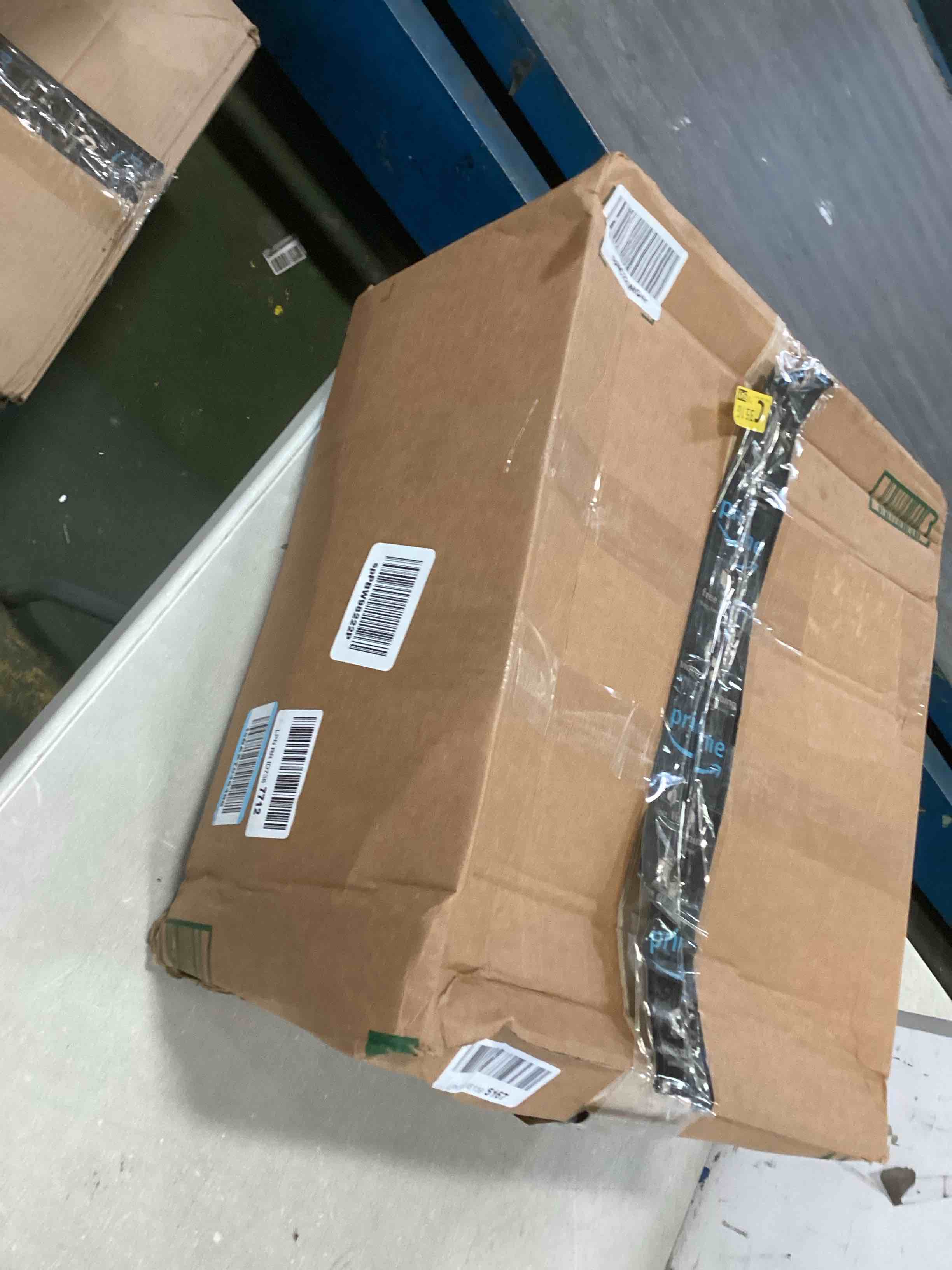 https://s3.amazonaws.com/lotting-images-prod/bidfta/YEL5740574_1710354789529.jpeg