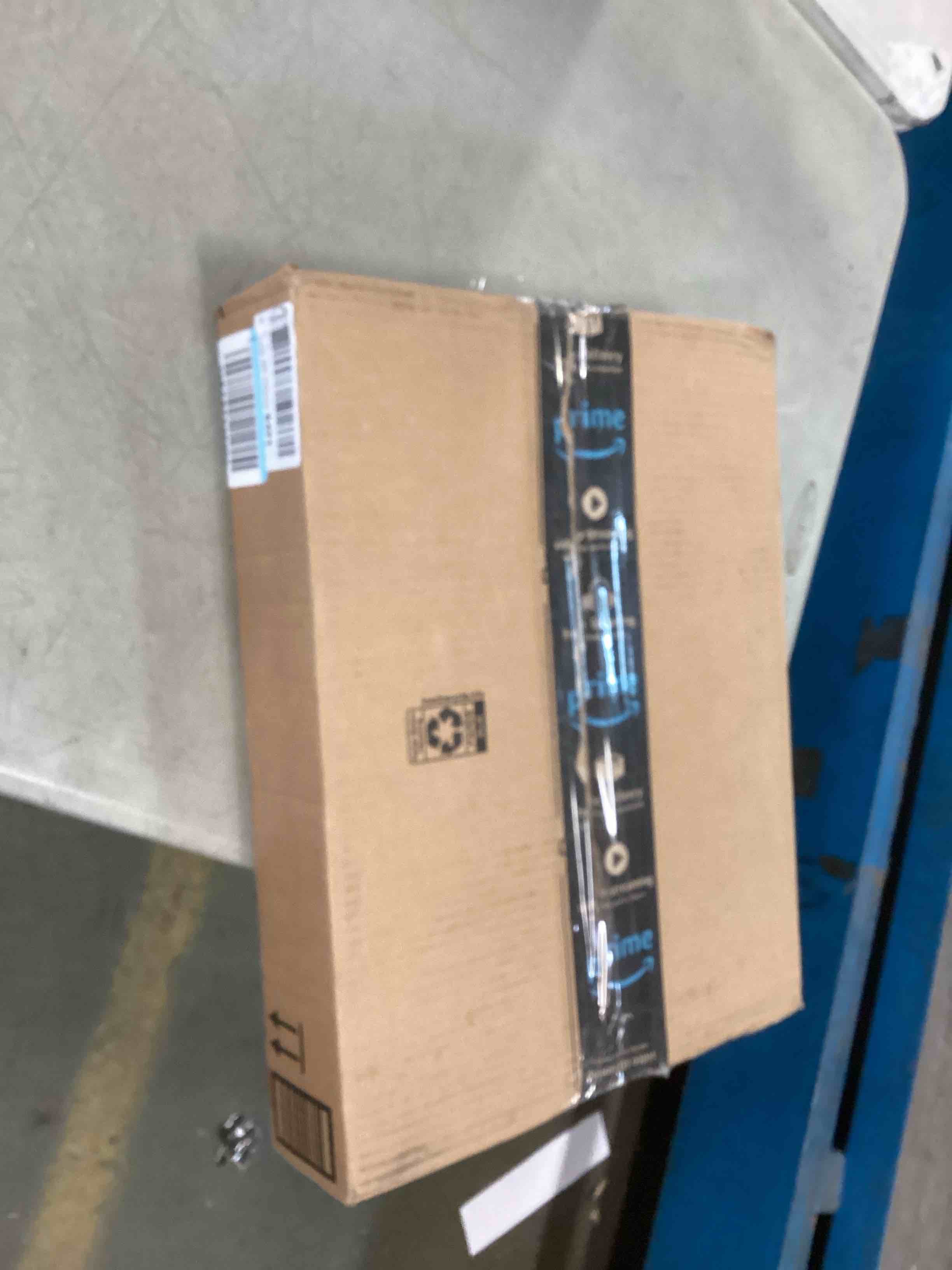 https://s3.amazonaws.com/lotting-images-prod/bidfta/YEL5740815_1710431292197.jpeg