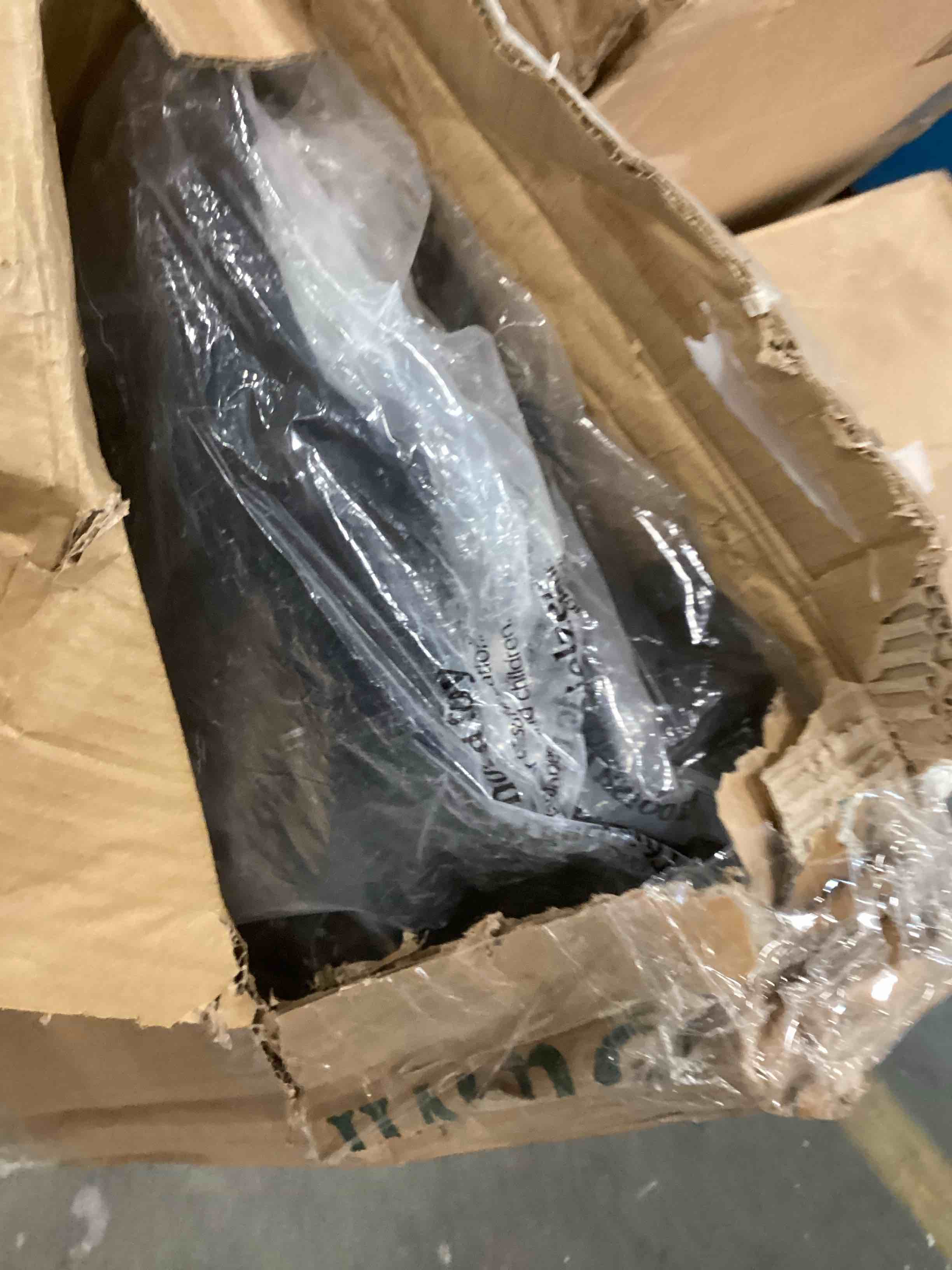 https://s3.amazonaws.com/lotting-images-prod/bidfta/YEL5740847_1710436744535.jpeg