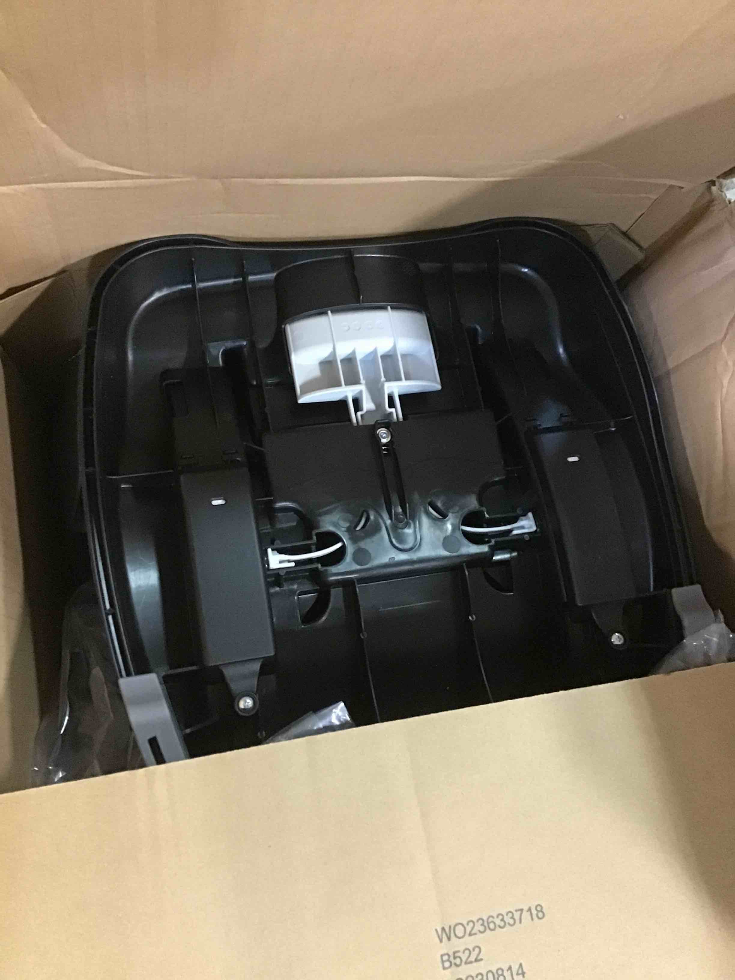 https://s3.amazonaws.com/lotting-images-prod/bidfta/YEL5742183_1710768973186.jpeg