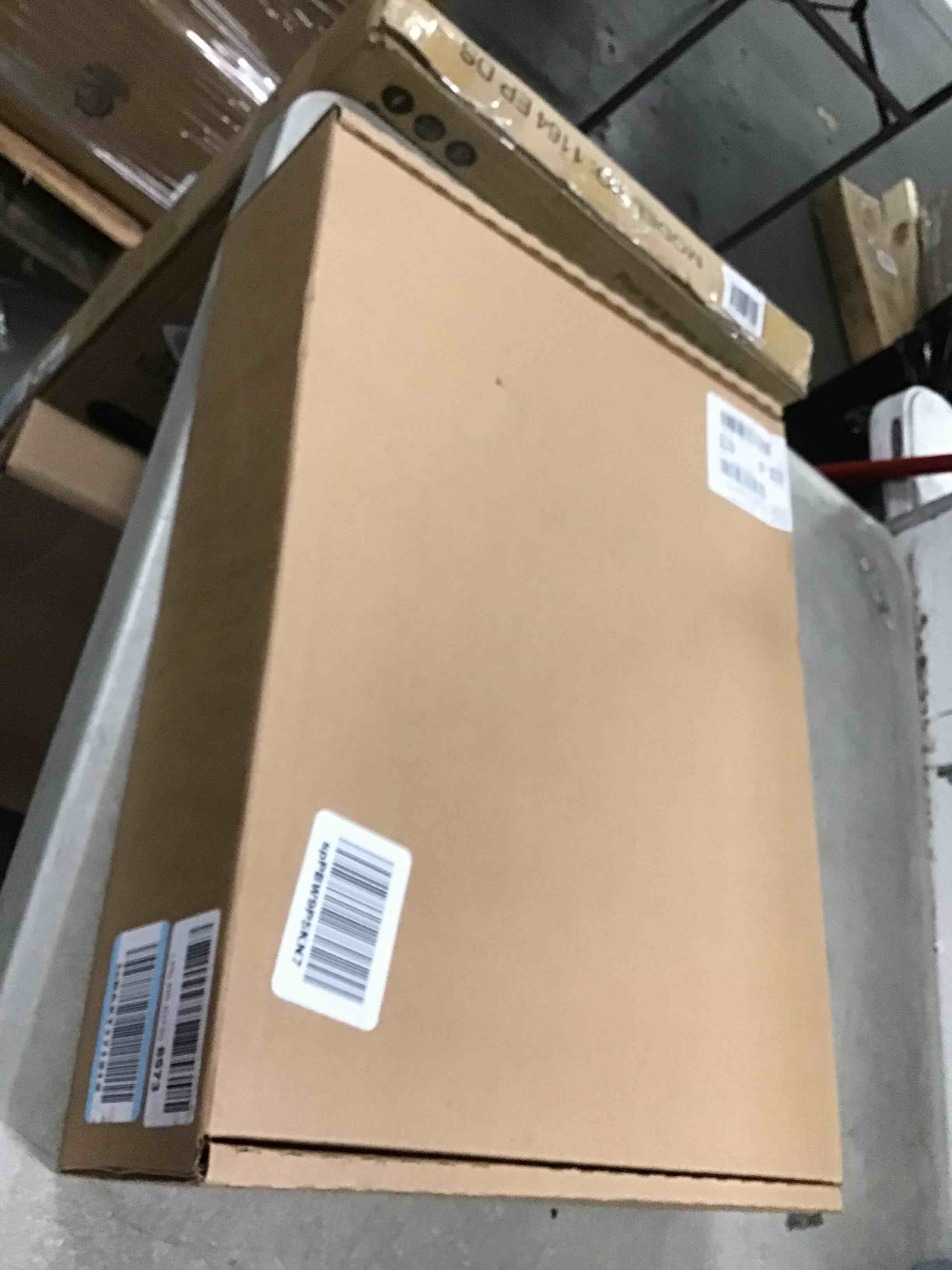 https://s3.amazonaws.com/lotting-images-prod/bidfta/YEL5742606_1709819320171.jpeg