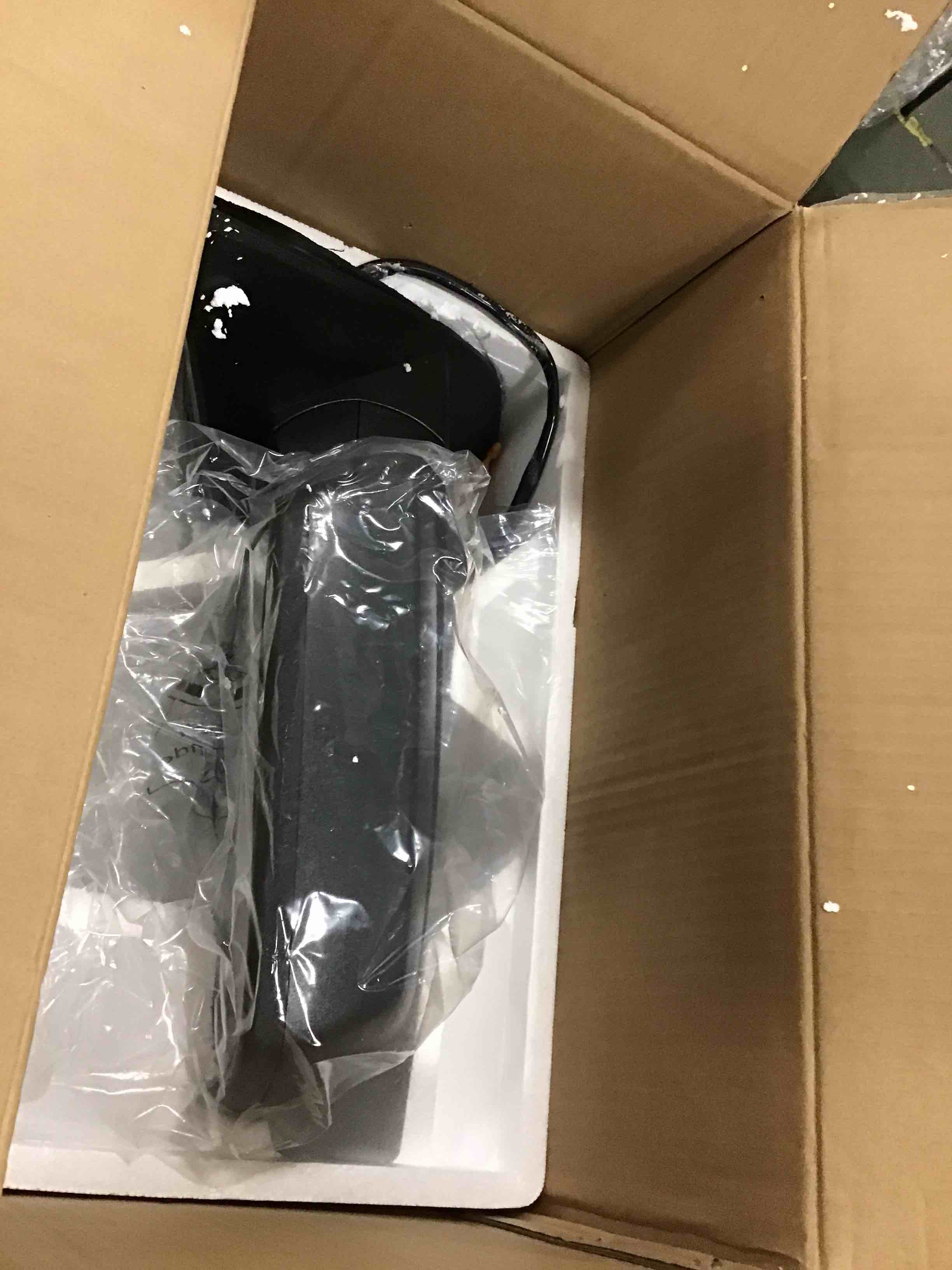https://s3.amazonaws.com/lotting-images-prod/bidfta/YEL5742608_1709819511172.jpeg