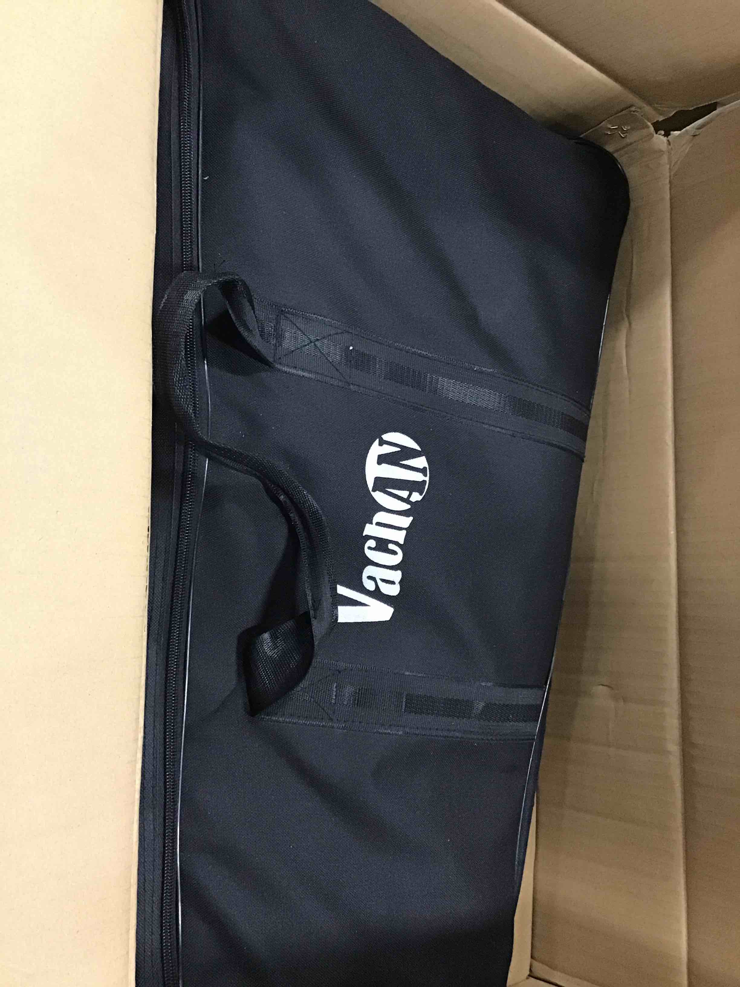 https://s3.amazonaws.com/lotting-images-prod/bidfta/YEL5742825_1709837446701.jpeg