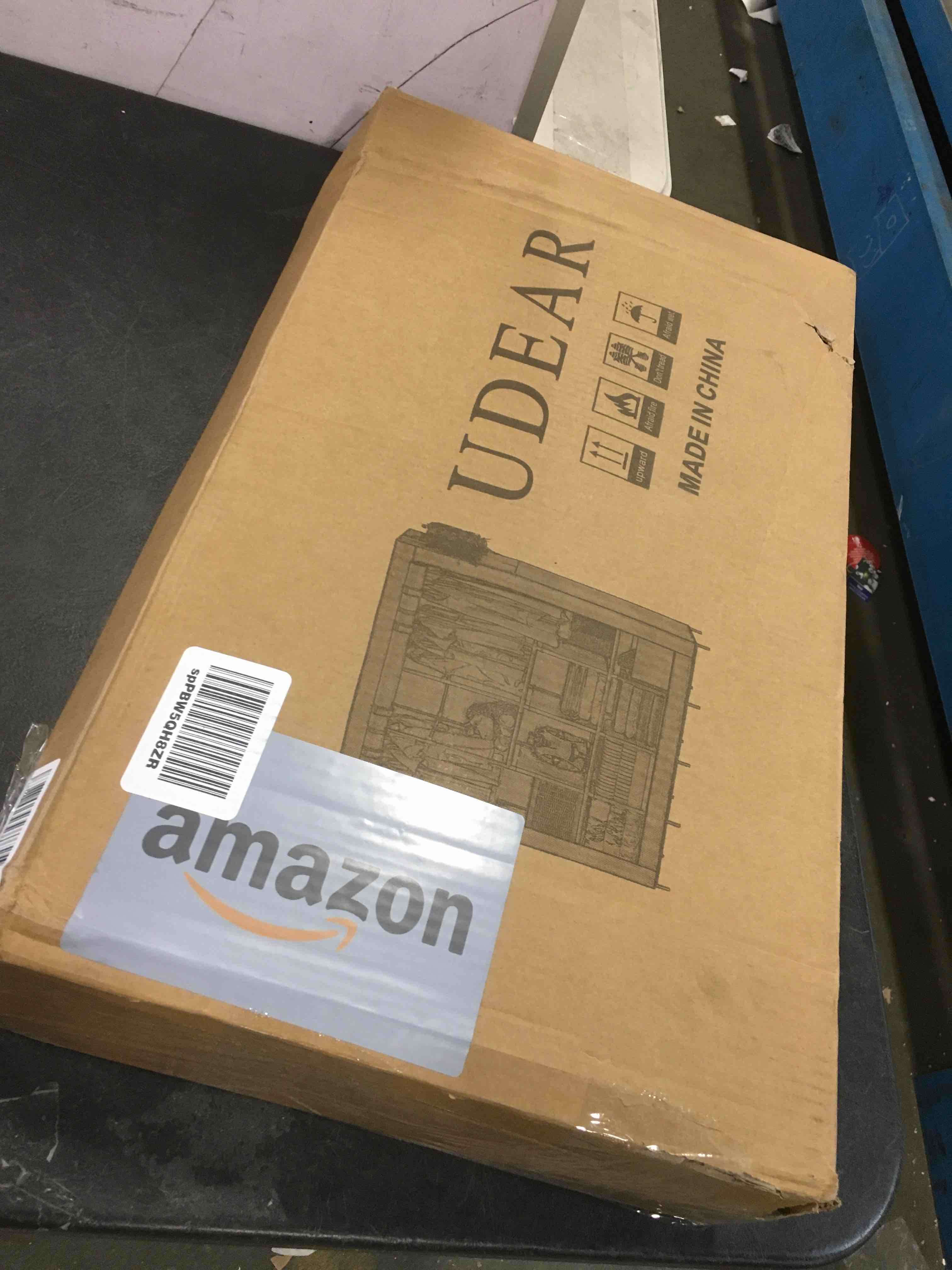 https://s3.amazonaws.com/lotting-images-prod/bidfta/YEL5747345_1711737958681.jpeg