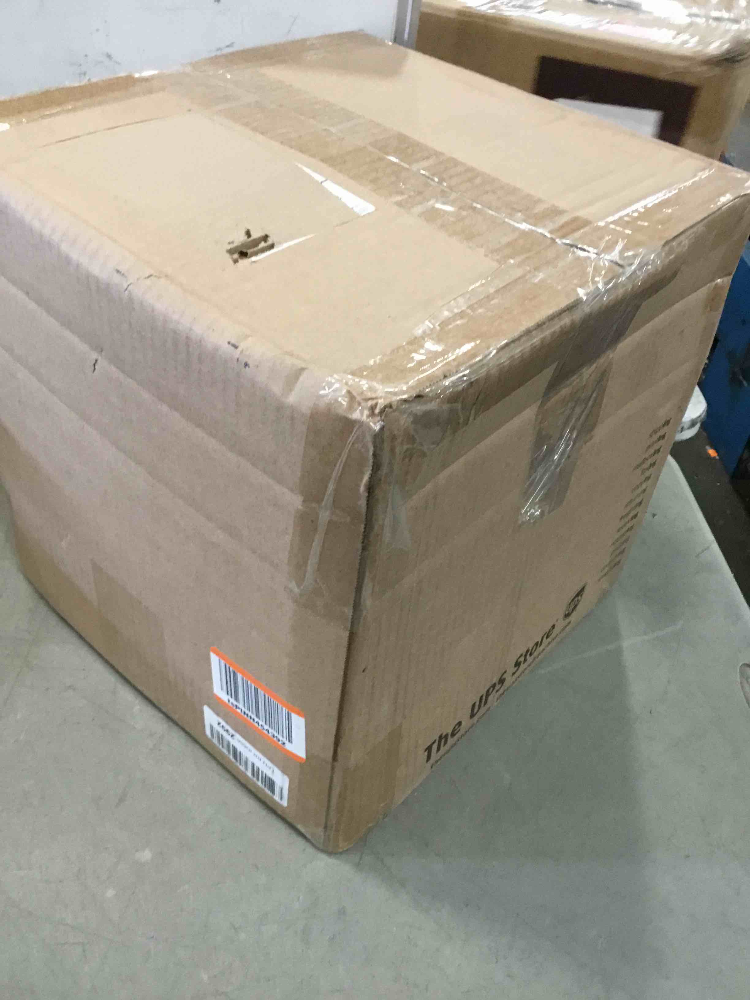 https://s3.amazonaws.com/lotting-images-prod/bidfta/YEL5748030_1712086236546.jpeg