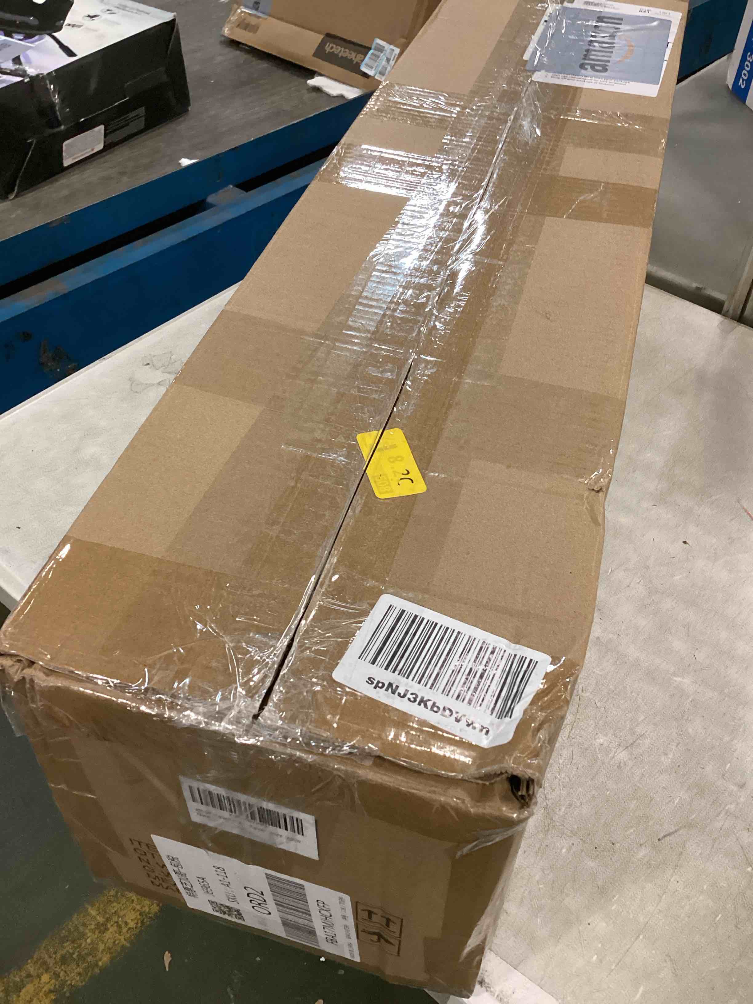 https://s3.amazonaws.com/lotting-images-prod/bidfta/YEL5748103_1712151141156.jpeg