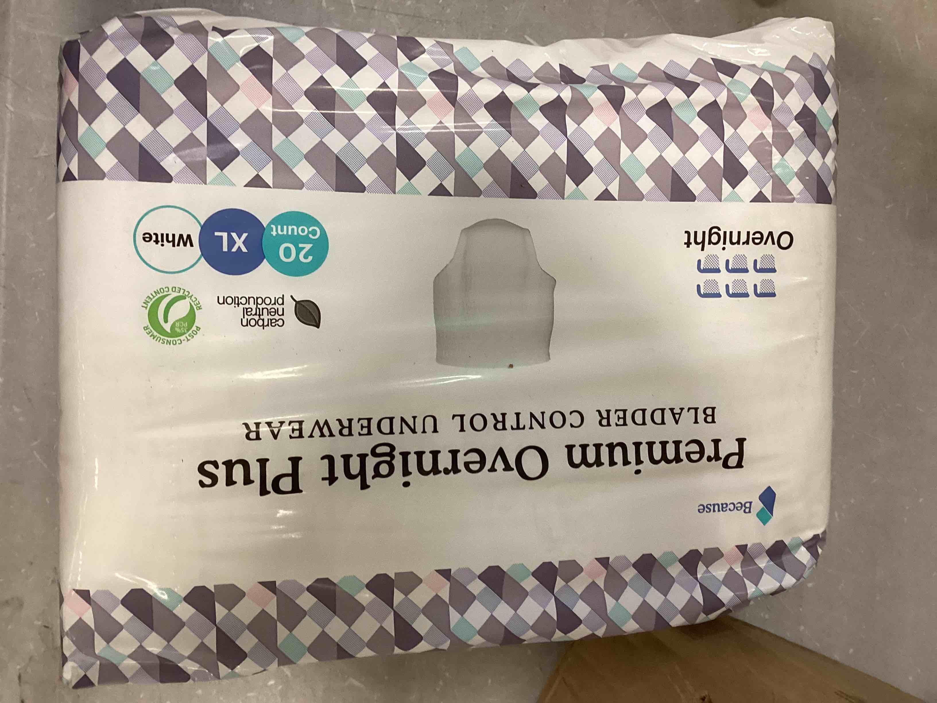 https://s3.amazonaws.com/lotting-images-prod/bidfta/YEL5749140_1712236784149.jpeg