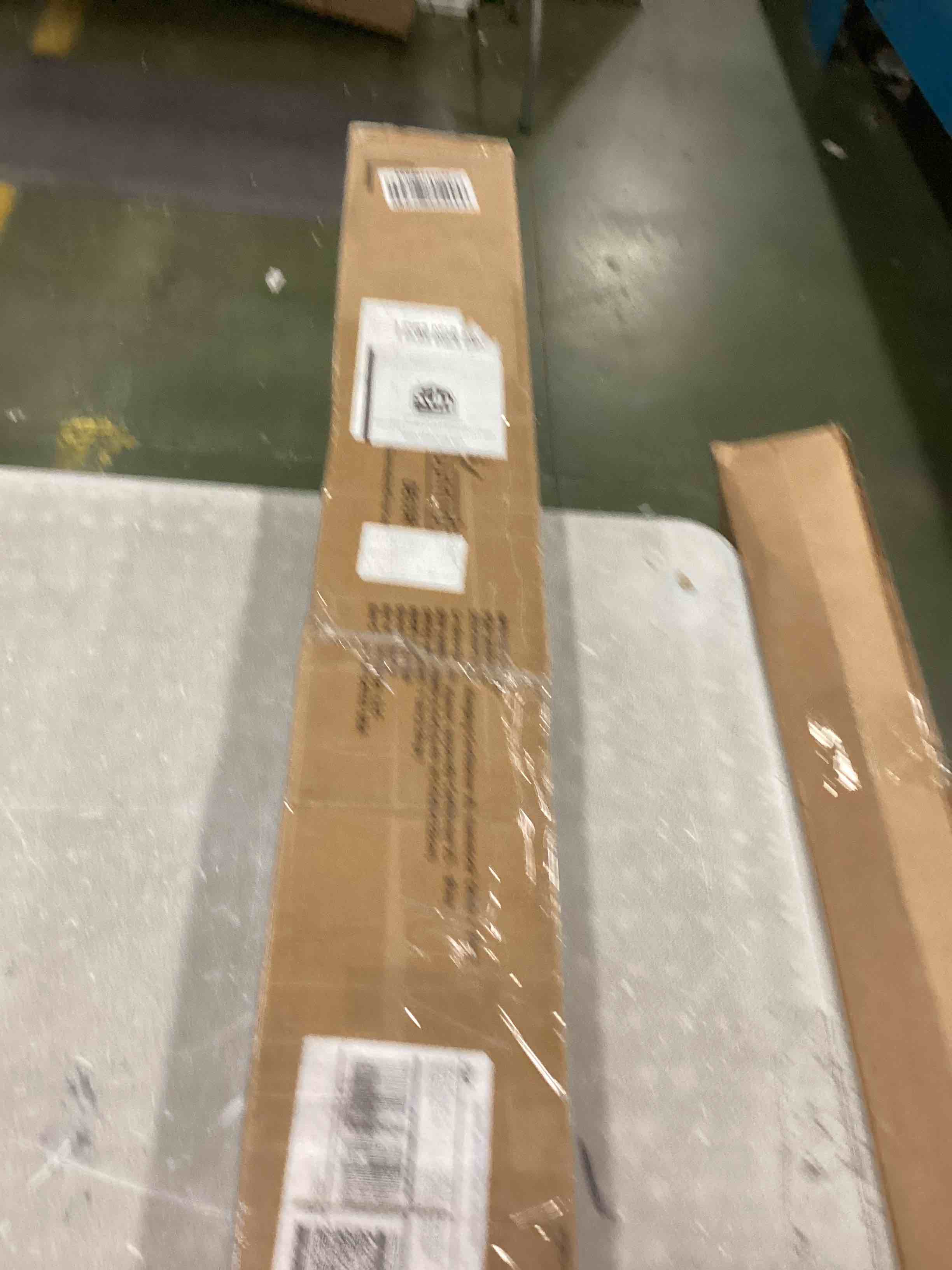 https://s3.amazonaws.com/lotting-images-prod/bidfta/YEL5749394_1712322549716.jpeg