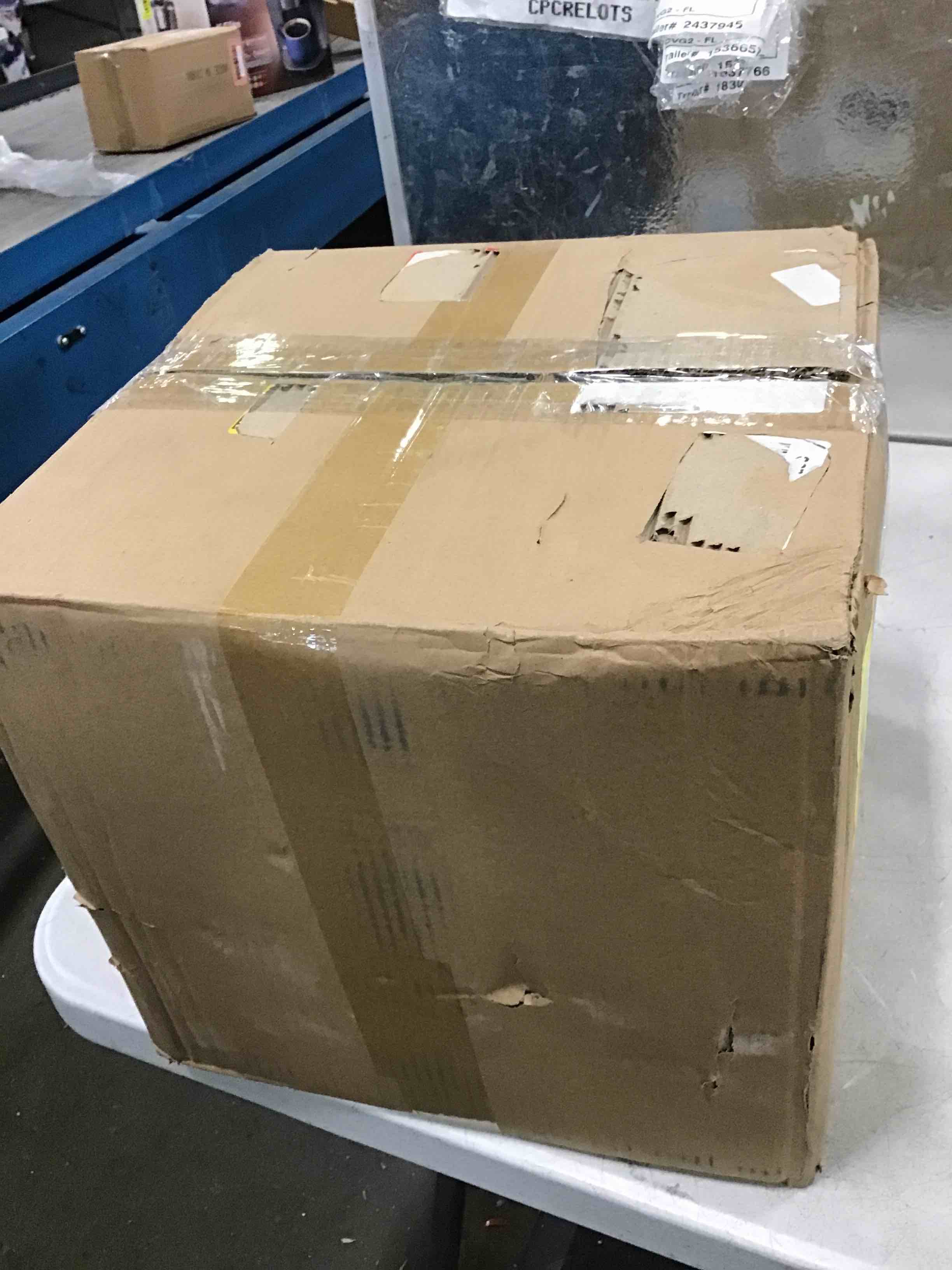 https://s3.amazonaws.com/lotting-images-prod/bidfta/YEL5750811_1712001210230.jpeg