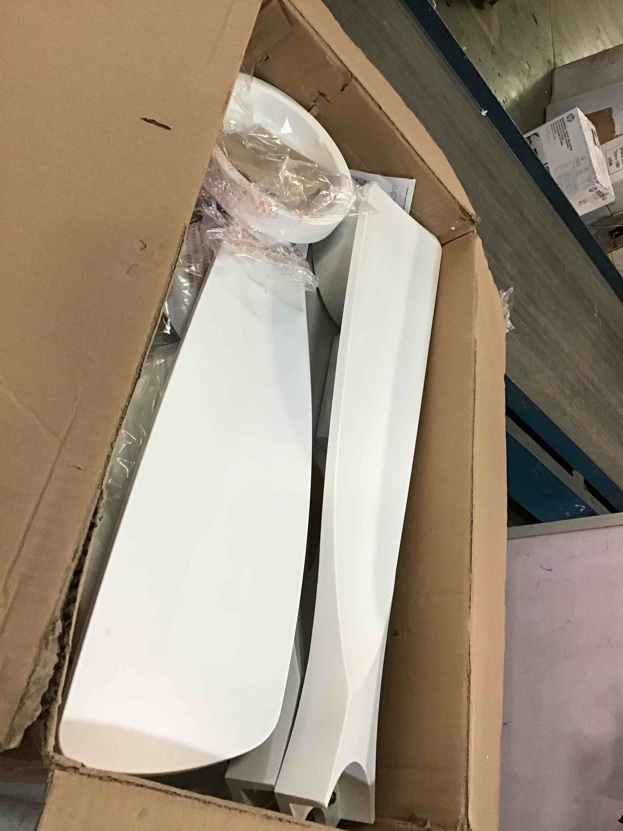 https://s3.amazonaws.com/lotting-images-prod/bidfta/YEL5751143_1712087445107.jpeg