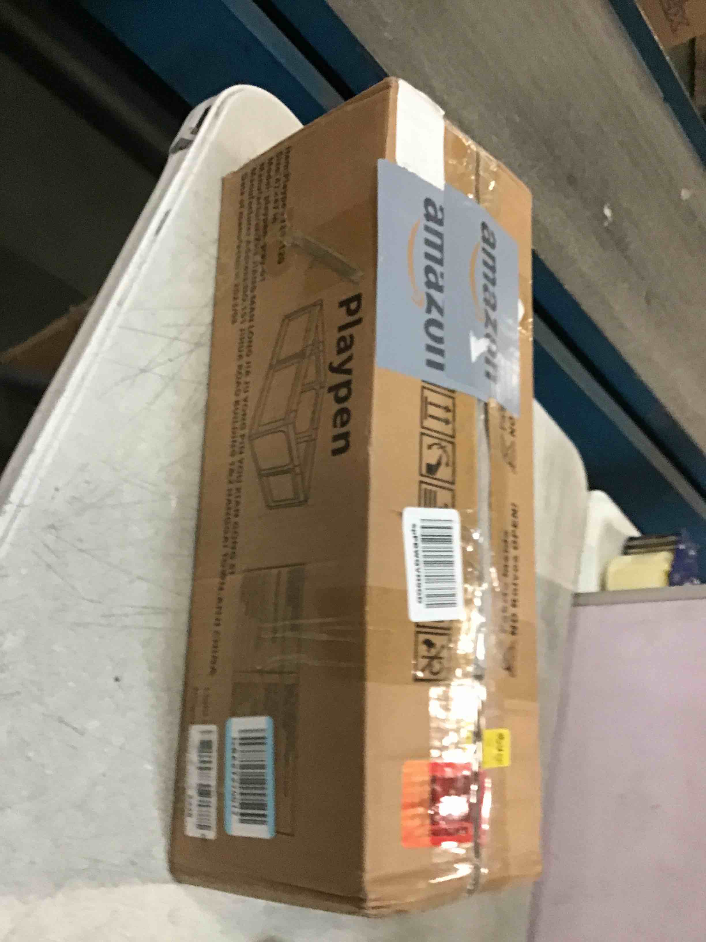 https://s3.amazonaws.com/lotting-images-prod/bidfta/YEL5751340_1712156841680.jpeg