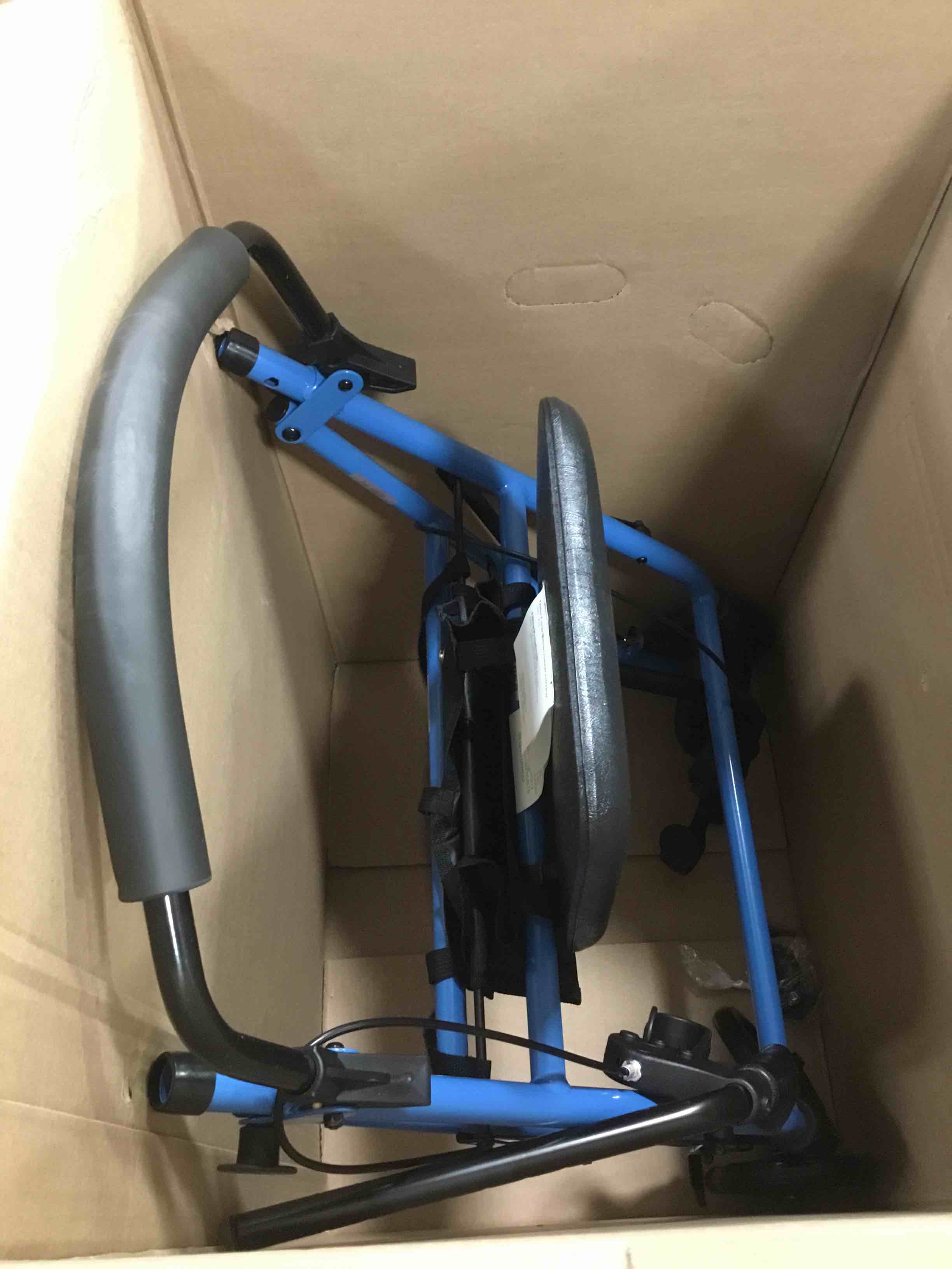https://s3.amazonaws.com/lotting-images-prod/bidfta/YEL5751914_1712062395551.jpeg