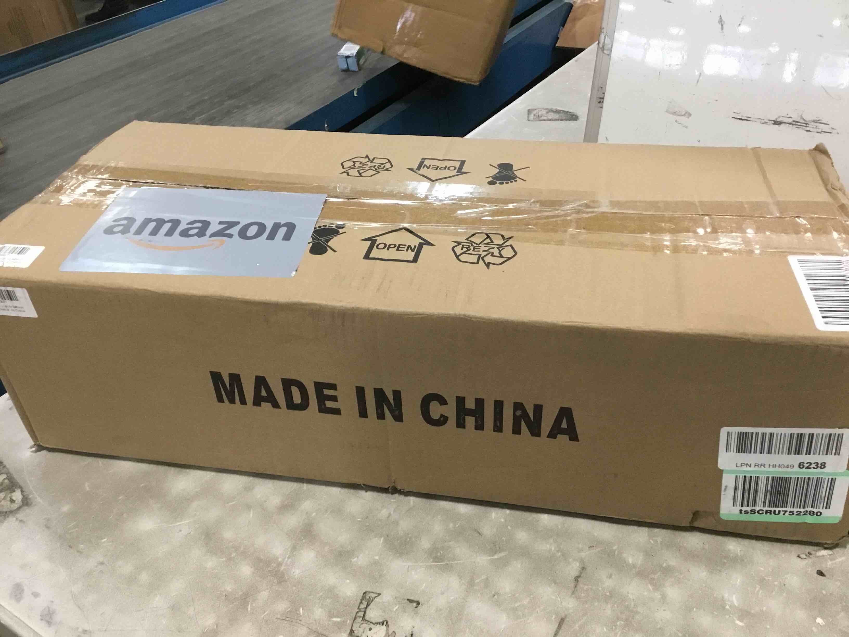 https://s3.amazonaws.com/lotting-images-prod/bidfta/YEL5752574_1712241762450.jpeg