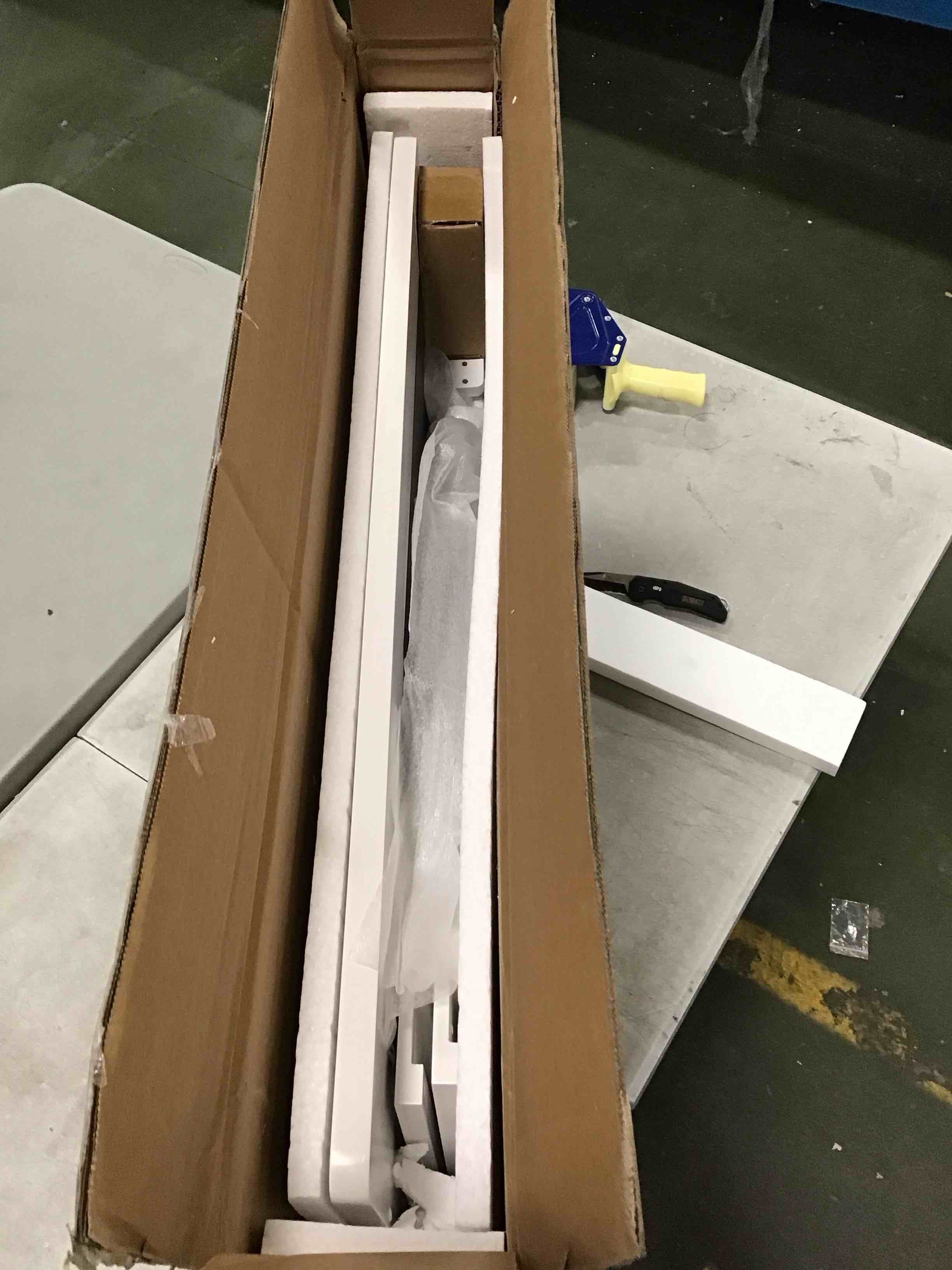 https://s3.amazonaws.com/lotting-images-prod/bidfta/YEL5756376_1706643084618.jpeg