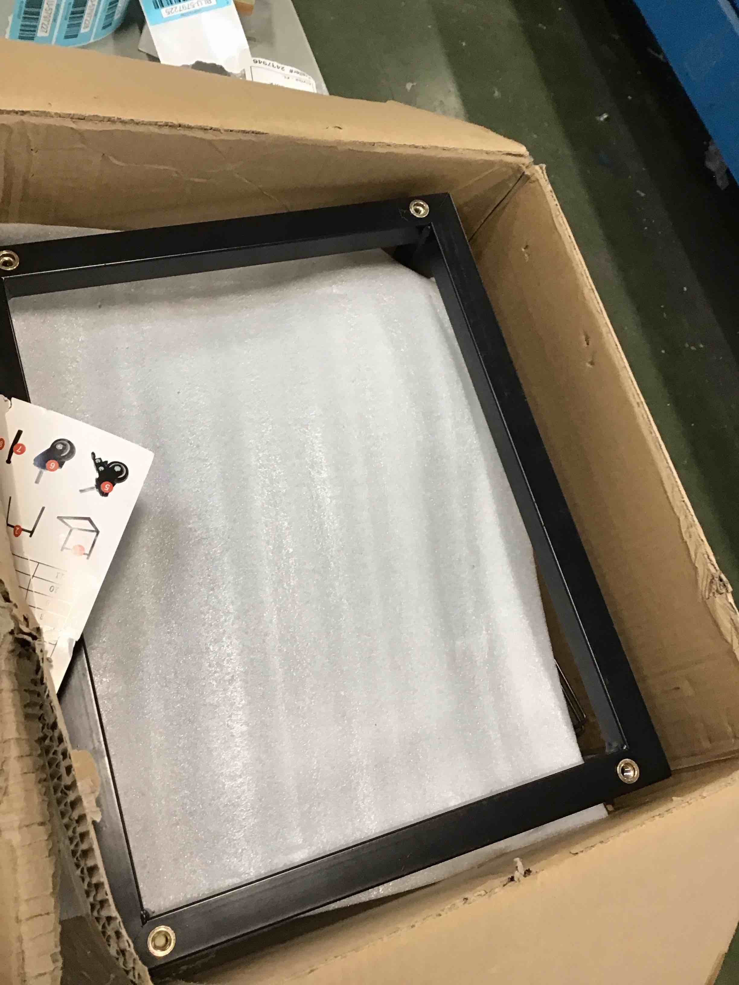 https://s3.amazonaws.com/lotting-images-prod/bidfta/YEL5756637_1706798543676.jpeg