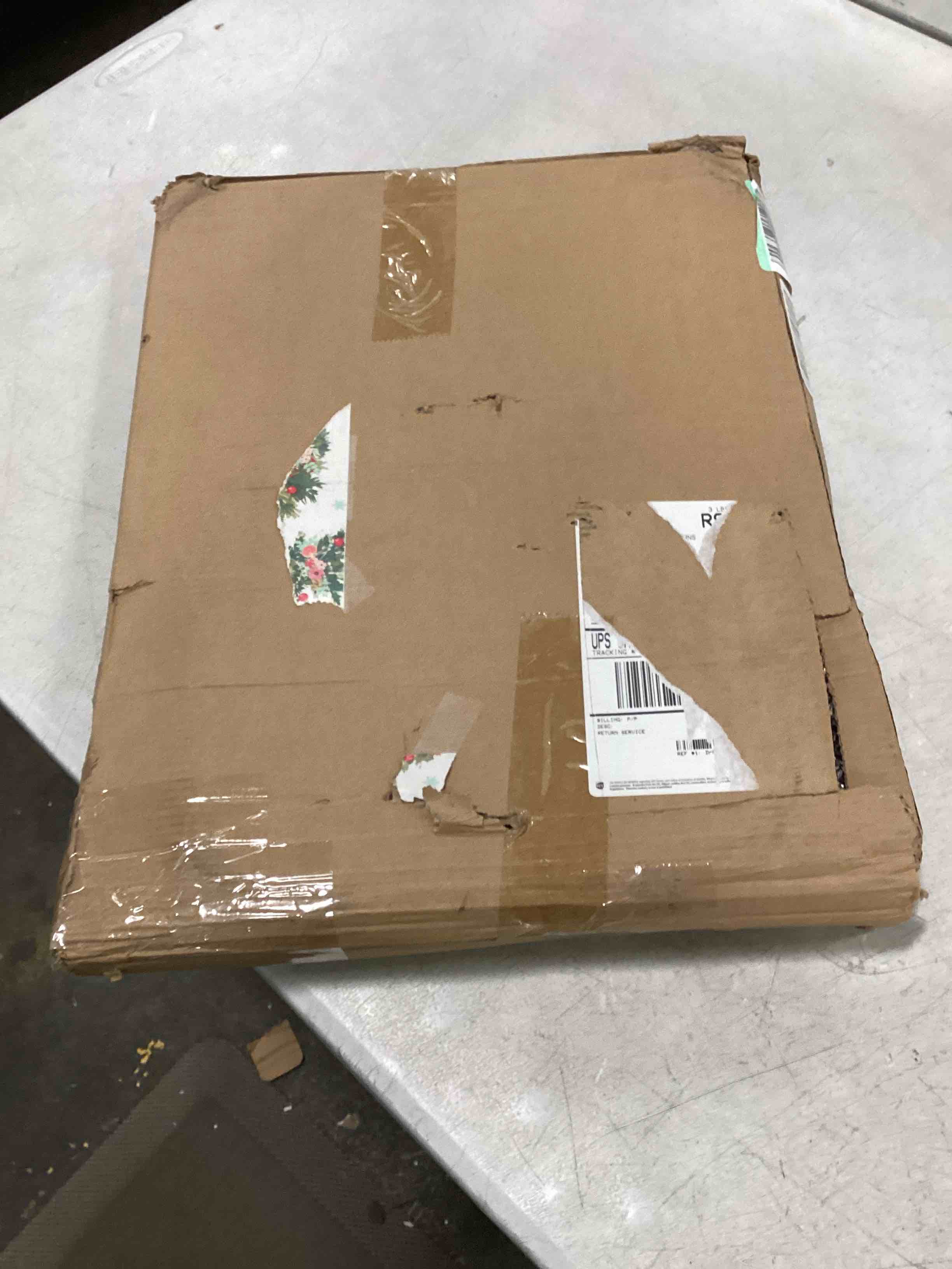 https://s3.amazonaws.com/lotting-images-prod/bidfta/YEL5756970_1707569652495.jpeg
