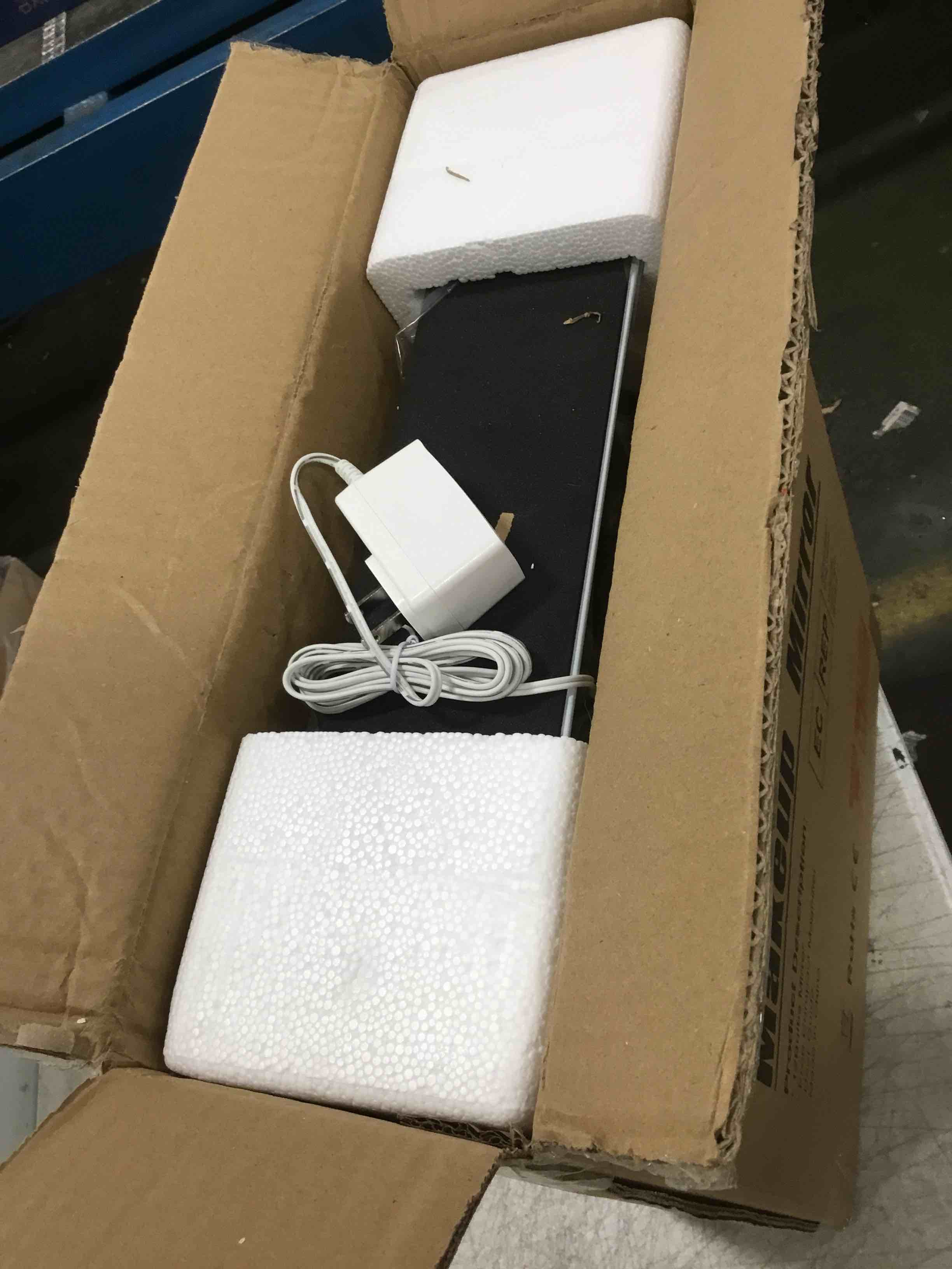 https://s3.amazonaws.com/lotting-images-prod/bidfta/YEL5757463_1706211451429.jpeg