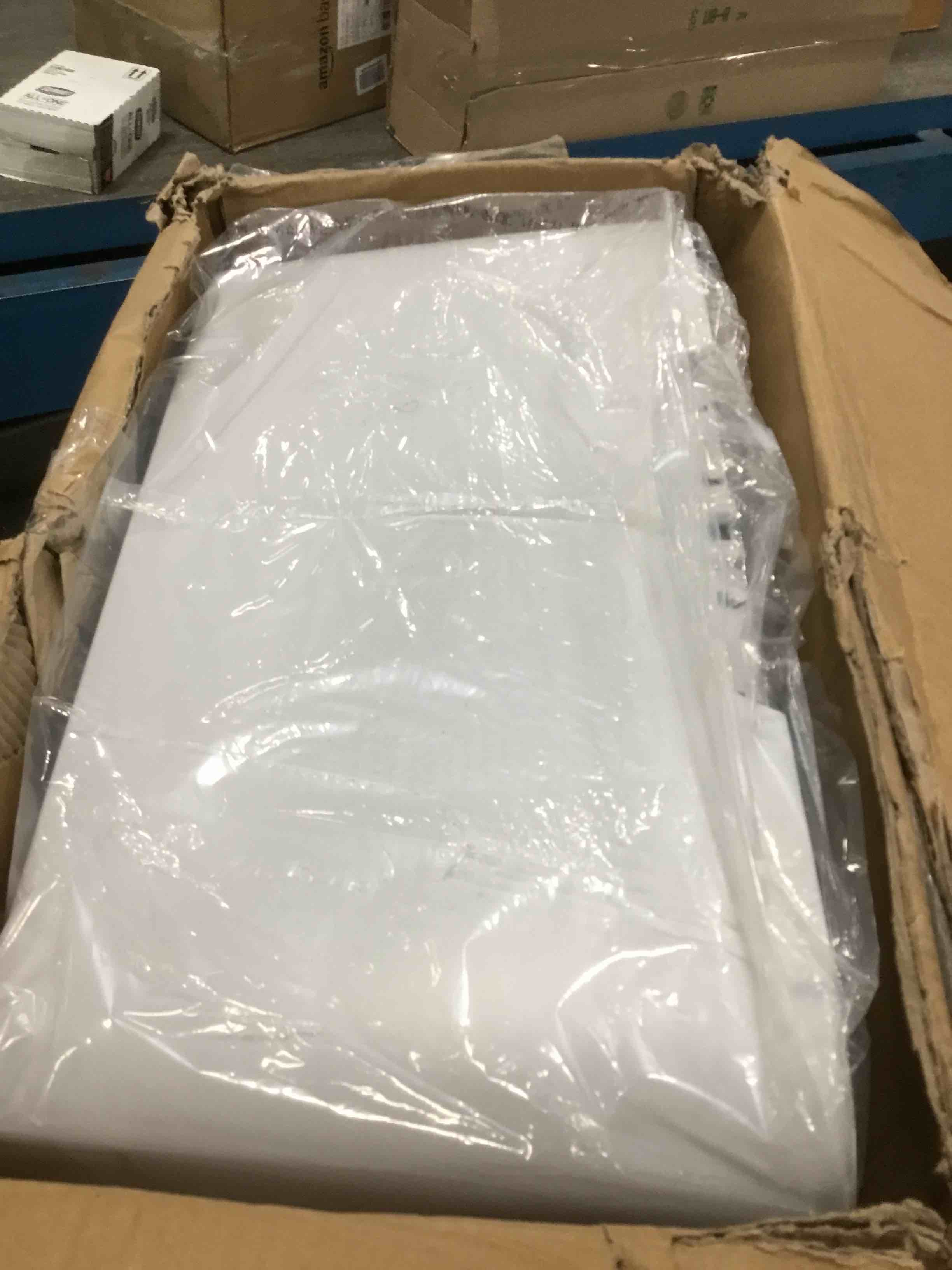https://s3.amazonaws.com/lotting-images-prod/bidfta/YEL5757702_1706357758823.jpeg