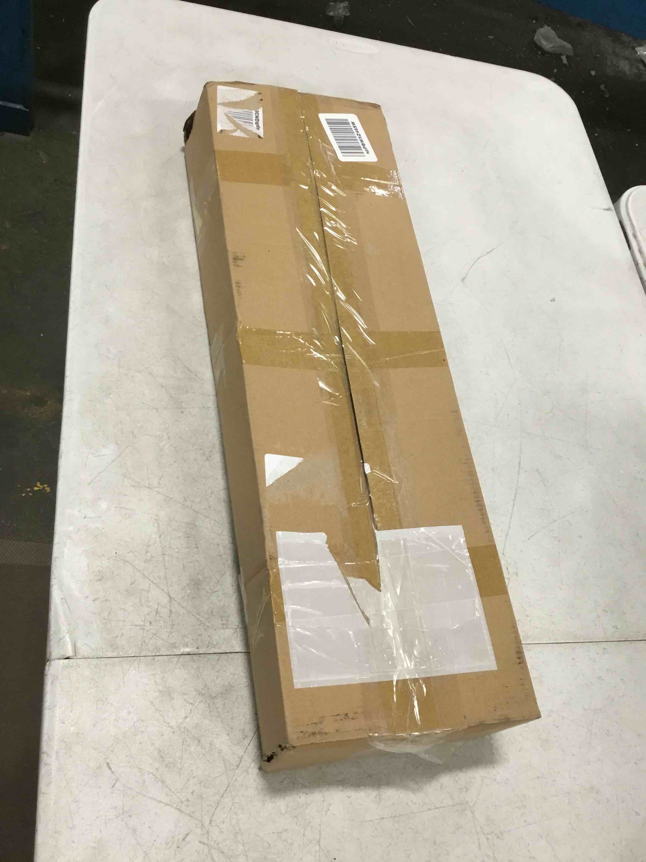 https://s3.amazonaws.com/lotting-images-prod/bidfta/YEL5757848_1706375763453.jpeg