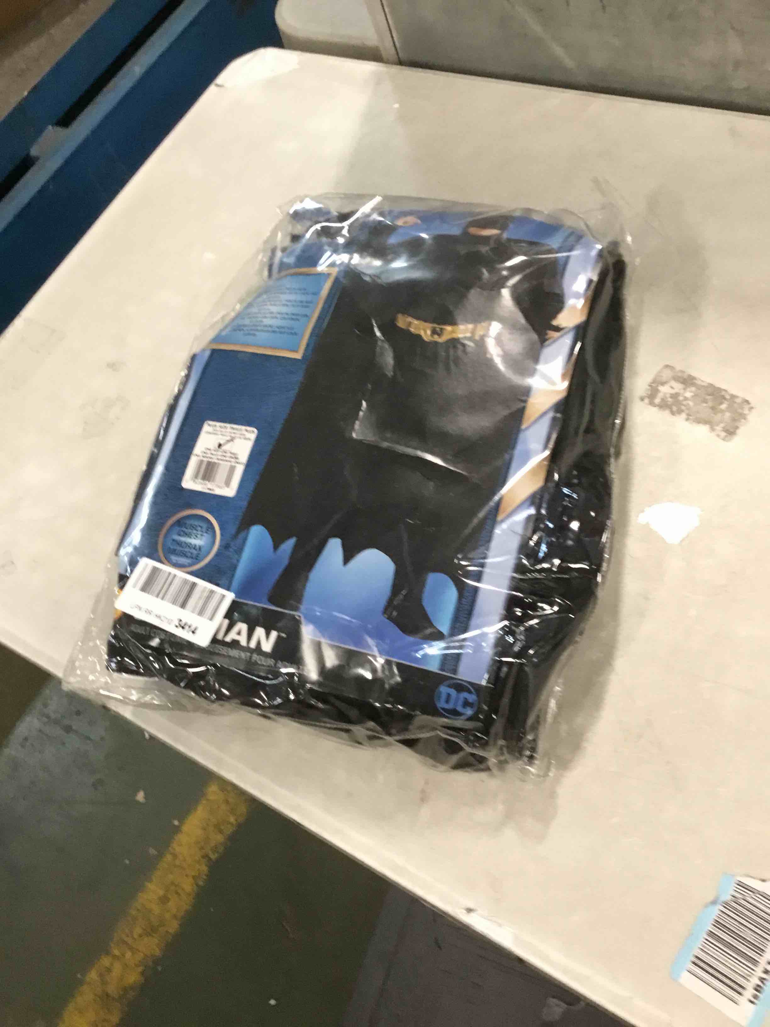 https://s3.amazonaws.com/lotting-images-prod/bidfta/YEL5758388_1706795390082.jpeg