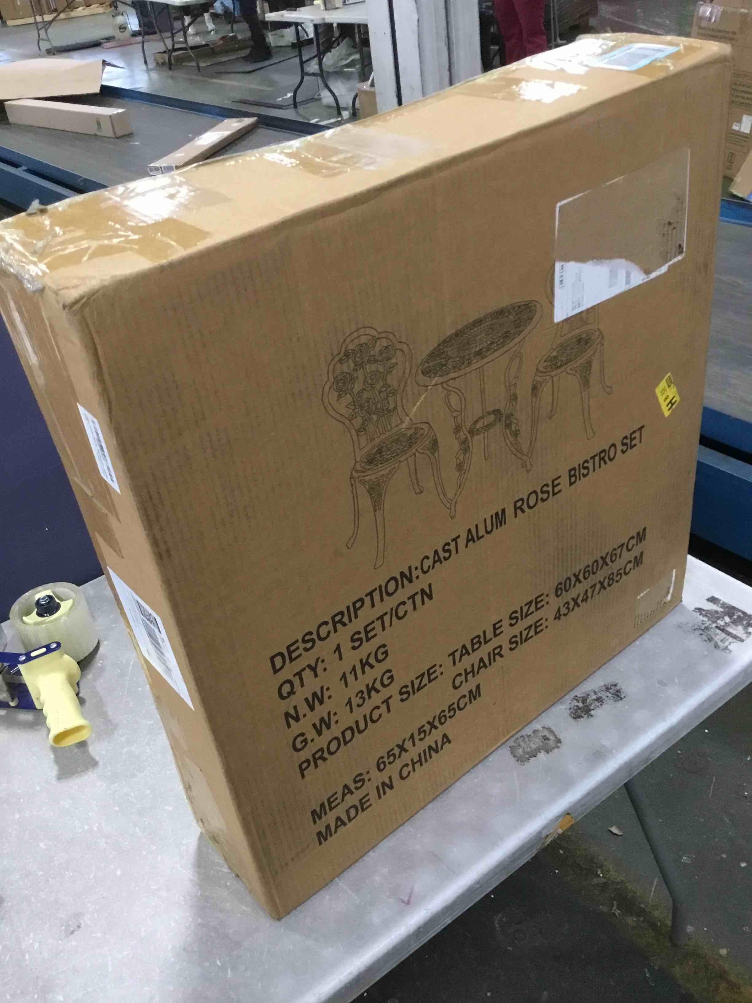https://s3.amazonaws.com/lotting-images-prod/bidfta/YEL5758825_1706908533204.jpeg