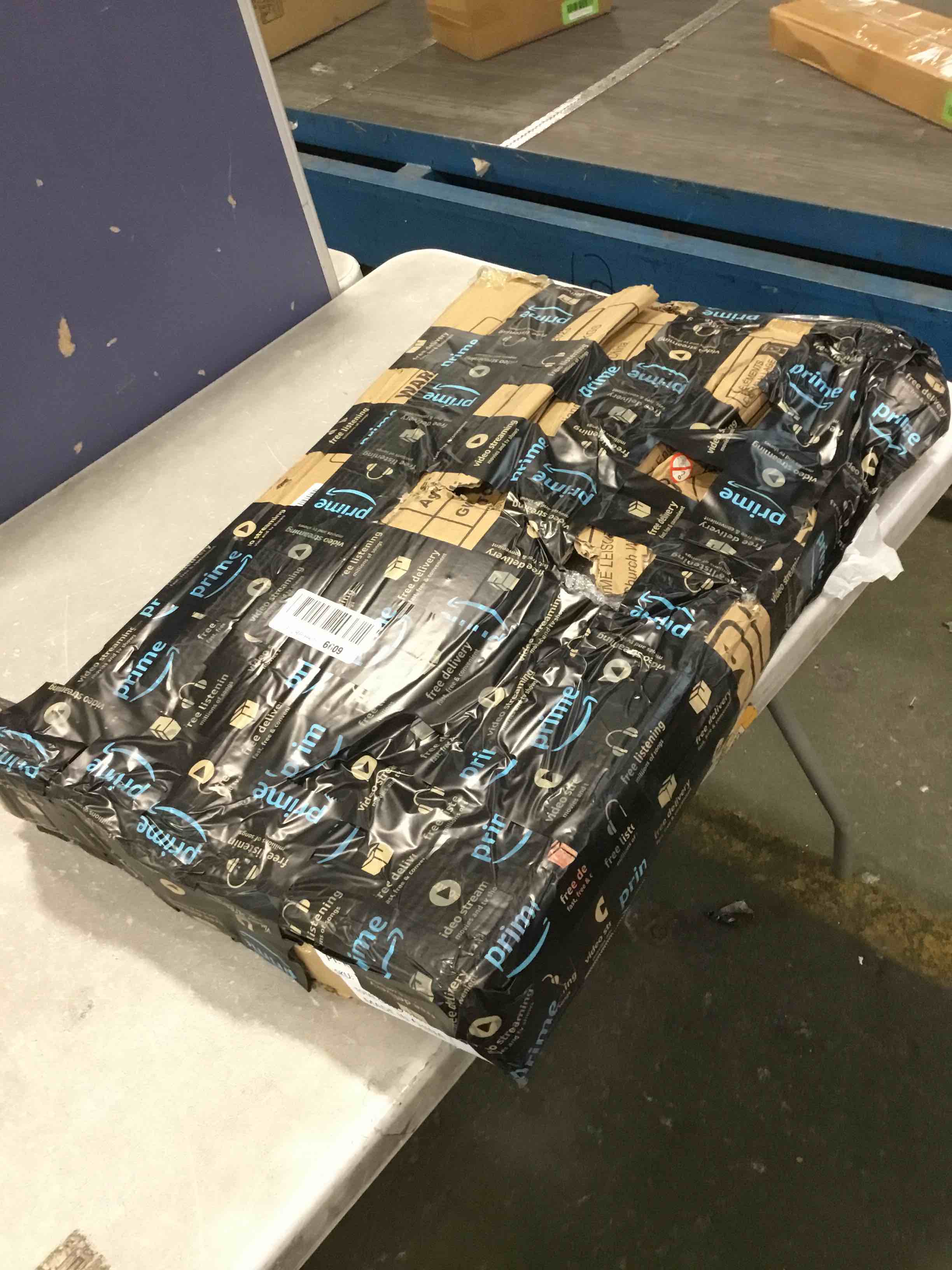 https://s3.amazonaws.com/lotting-images-prod/bidfta/YEL5758836_1706966584929.jpeg