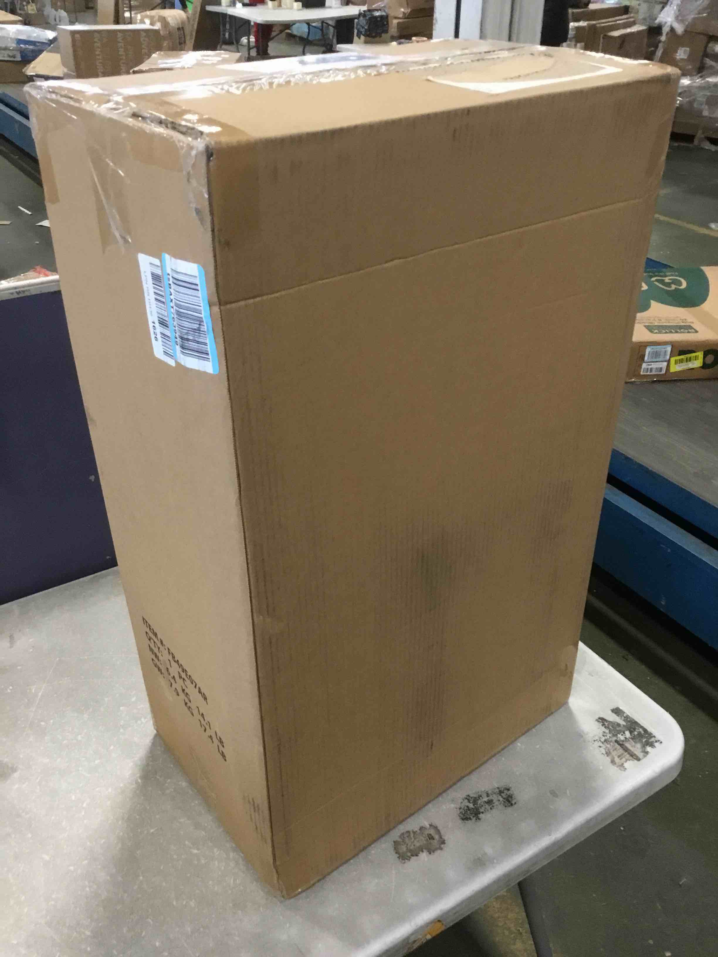 https://s3.amazonaws.com/lotting-images-prod/bidfta/YEL5758886_1706971304690.jpeg