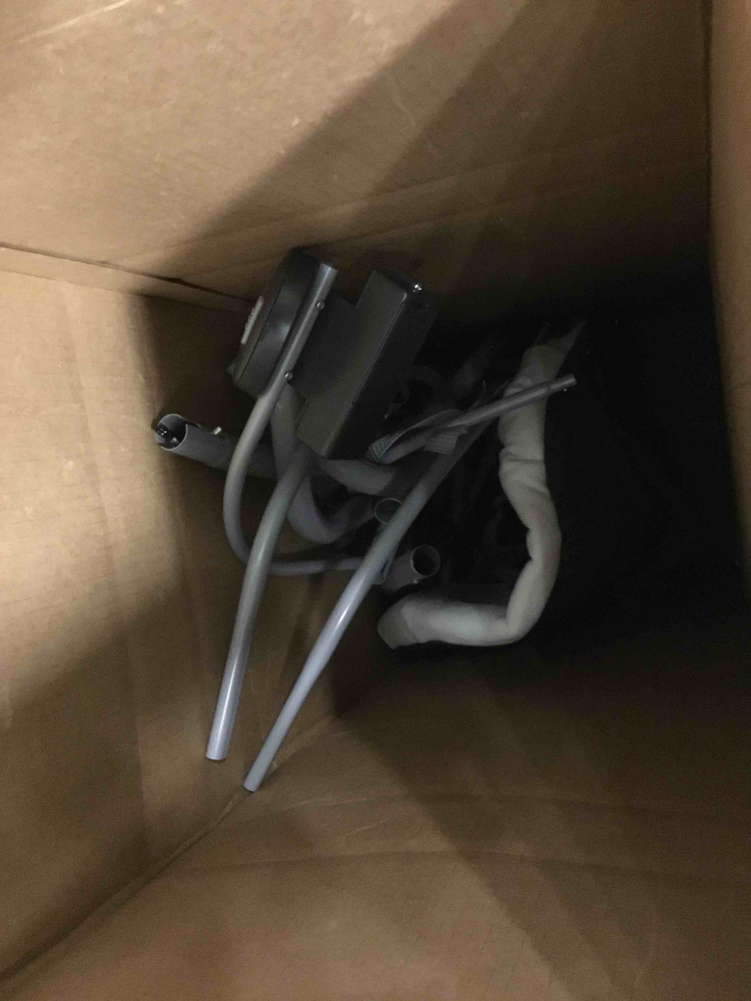 https://s3.amazonaws.com/lotting-images-prod/bidfta/YEL5759462_1706531442927.jpeg