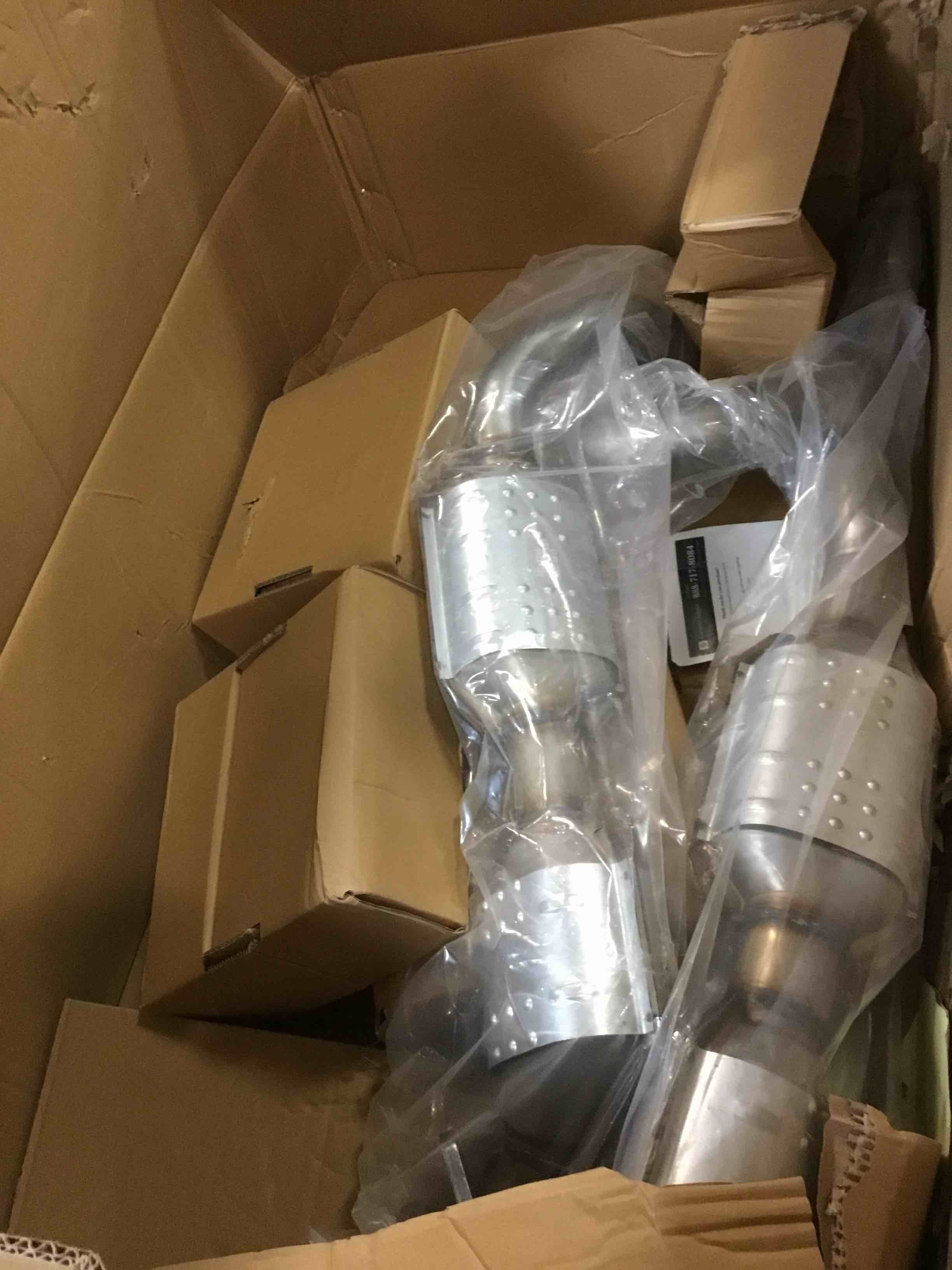 https://s3.amazonaws.com/lotting-images-prod/bidfta/YEL5759467_1706532037957.jpeg