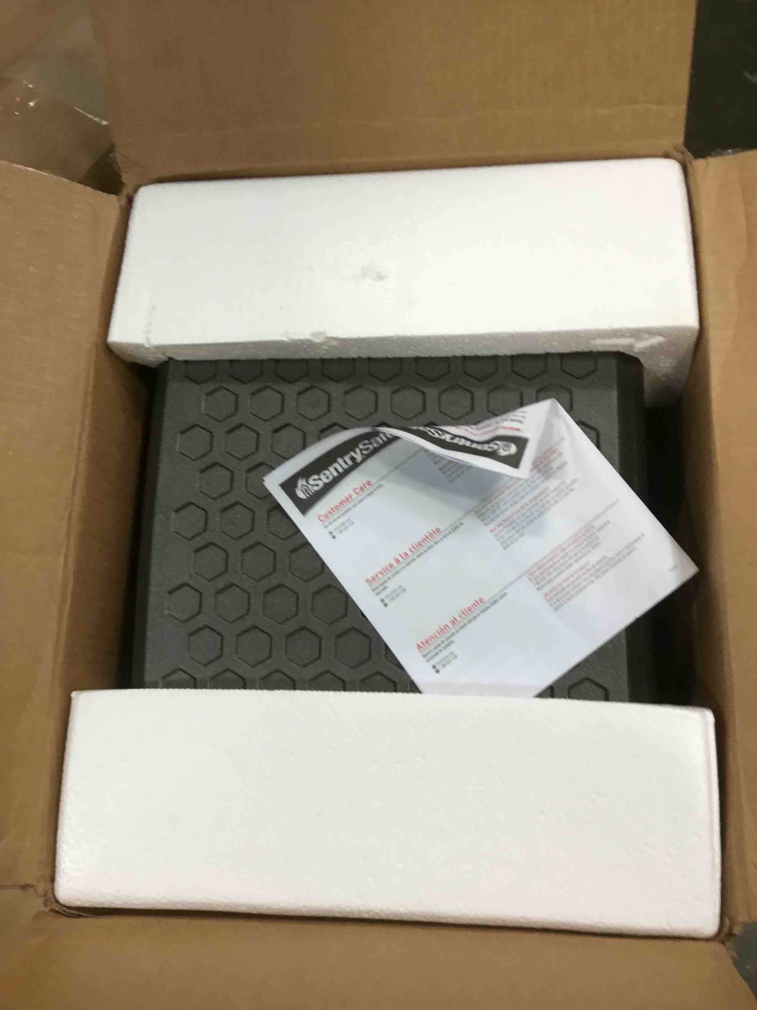 https://s3.amazonaws.com/lotting-images-prod/bidfta/YEL5760358_1706812016057.jpeg