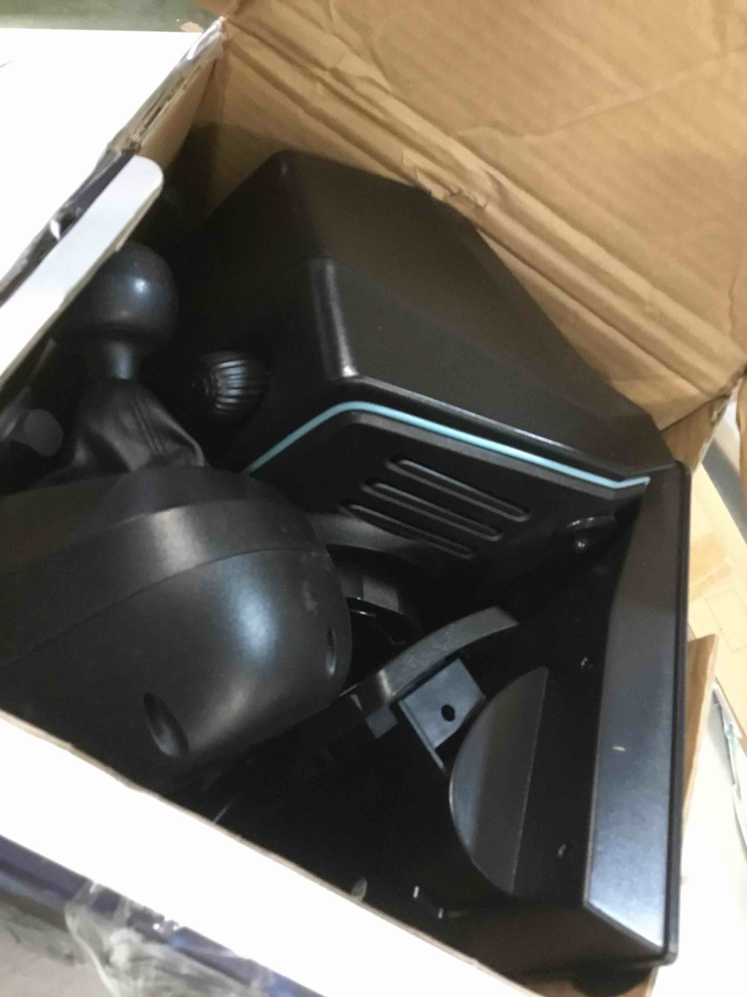 https://s3.amazonaws.com/lotting-images-prod/bidfta/YEL5760387_1706815621671.jpeg