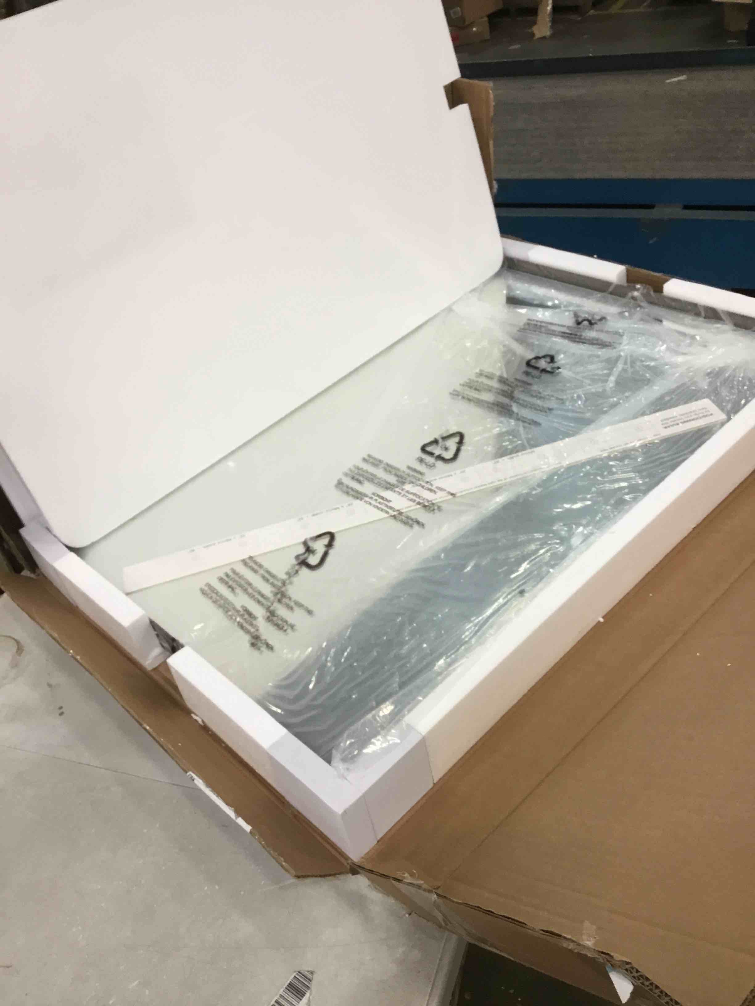https://s3.amazonaws.com/lotting-images-prod/bidfta/YEL5763976_1706811689574.jpeg