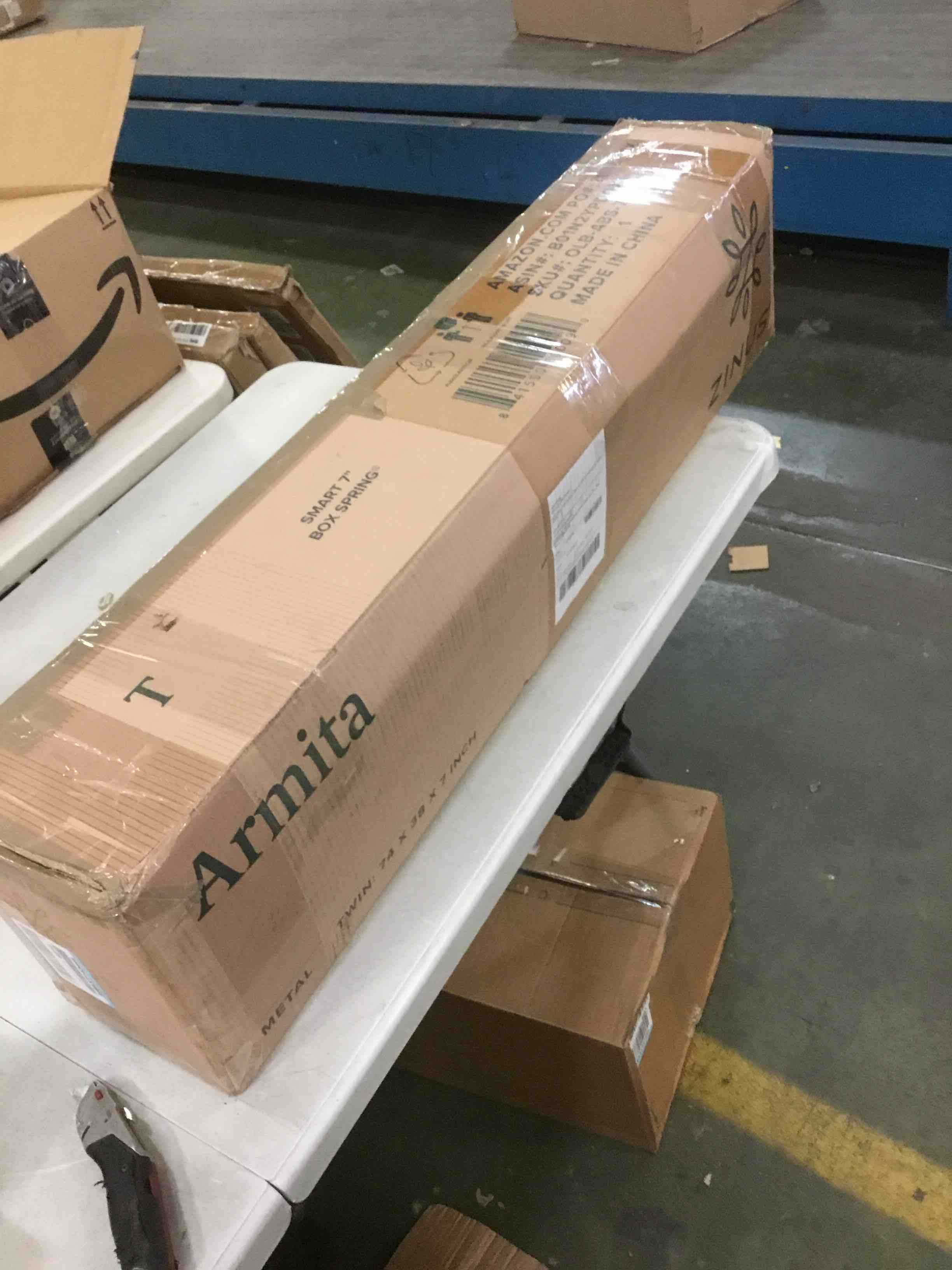 https://s3.amazonaws.com/lotting-images-prod/bidfta/YEL5764039_1706883283216.jpeg