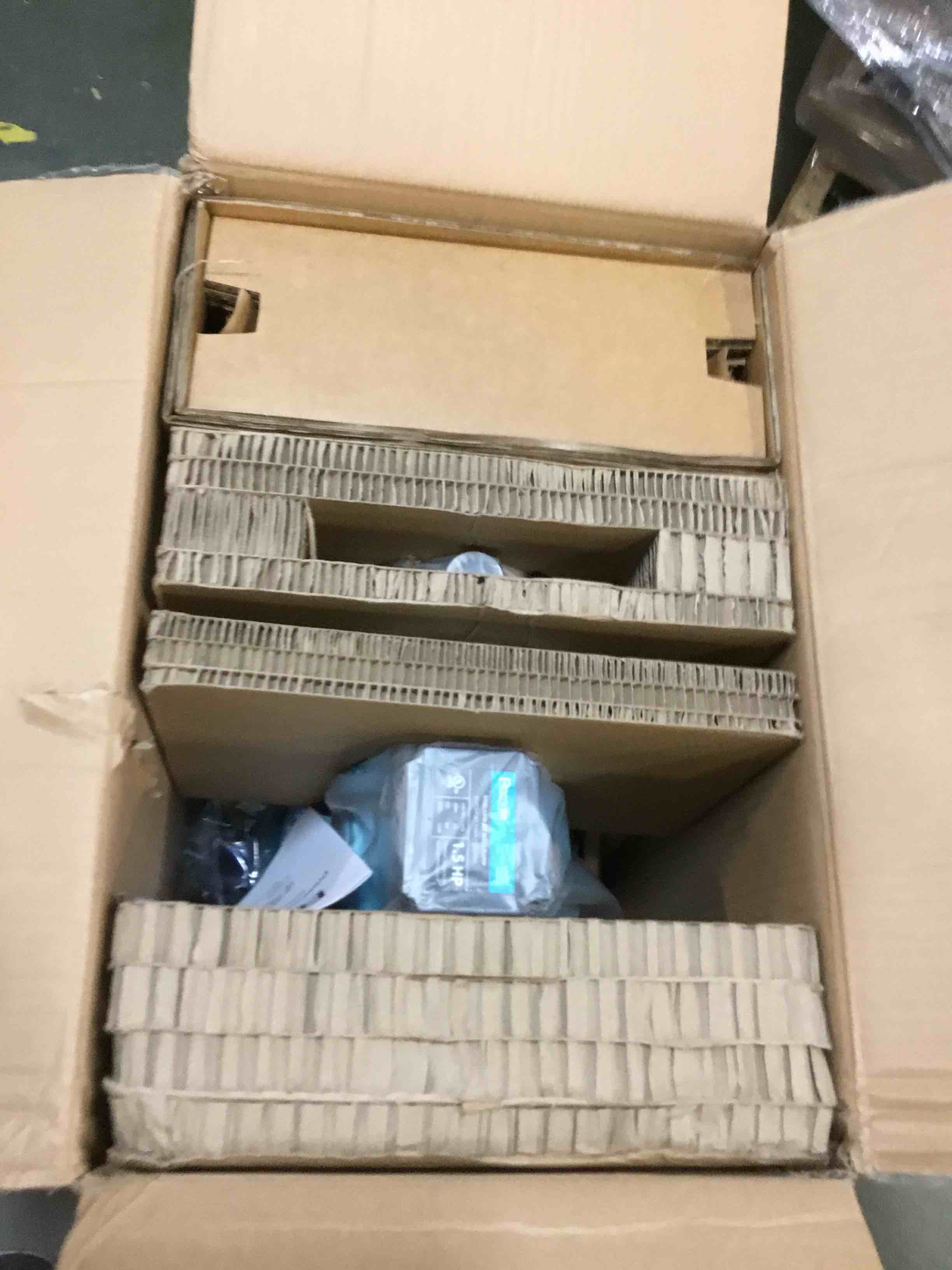 https://s3.amazonaws.com/lotting-images-prod/bidfta/YEL5764498_1707226691600.jpeg